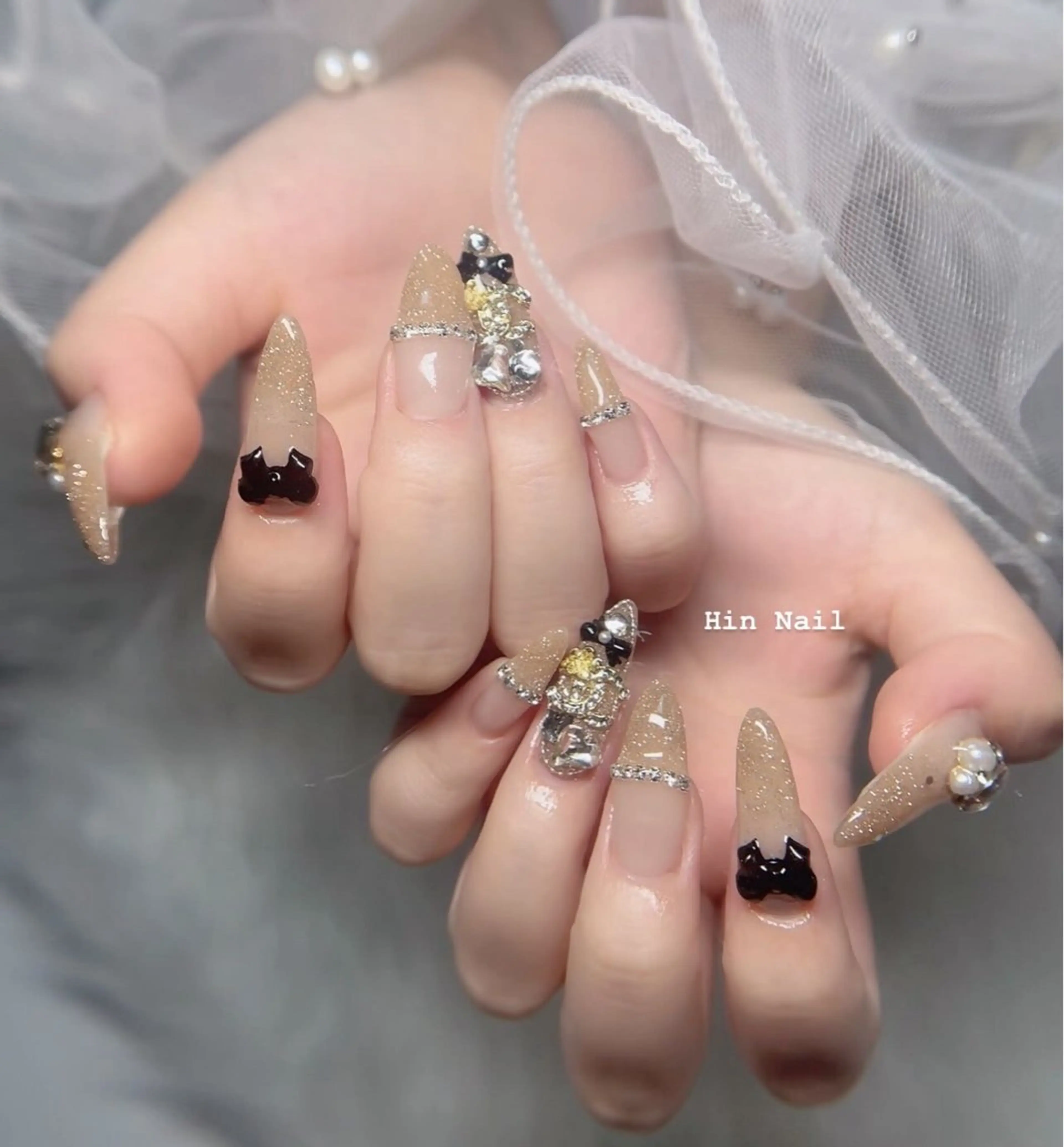 ネイル ハンドネイル HIN NAILのネイルデザイン