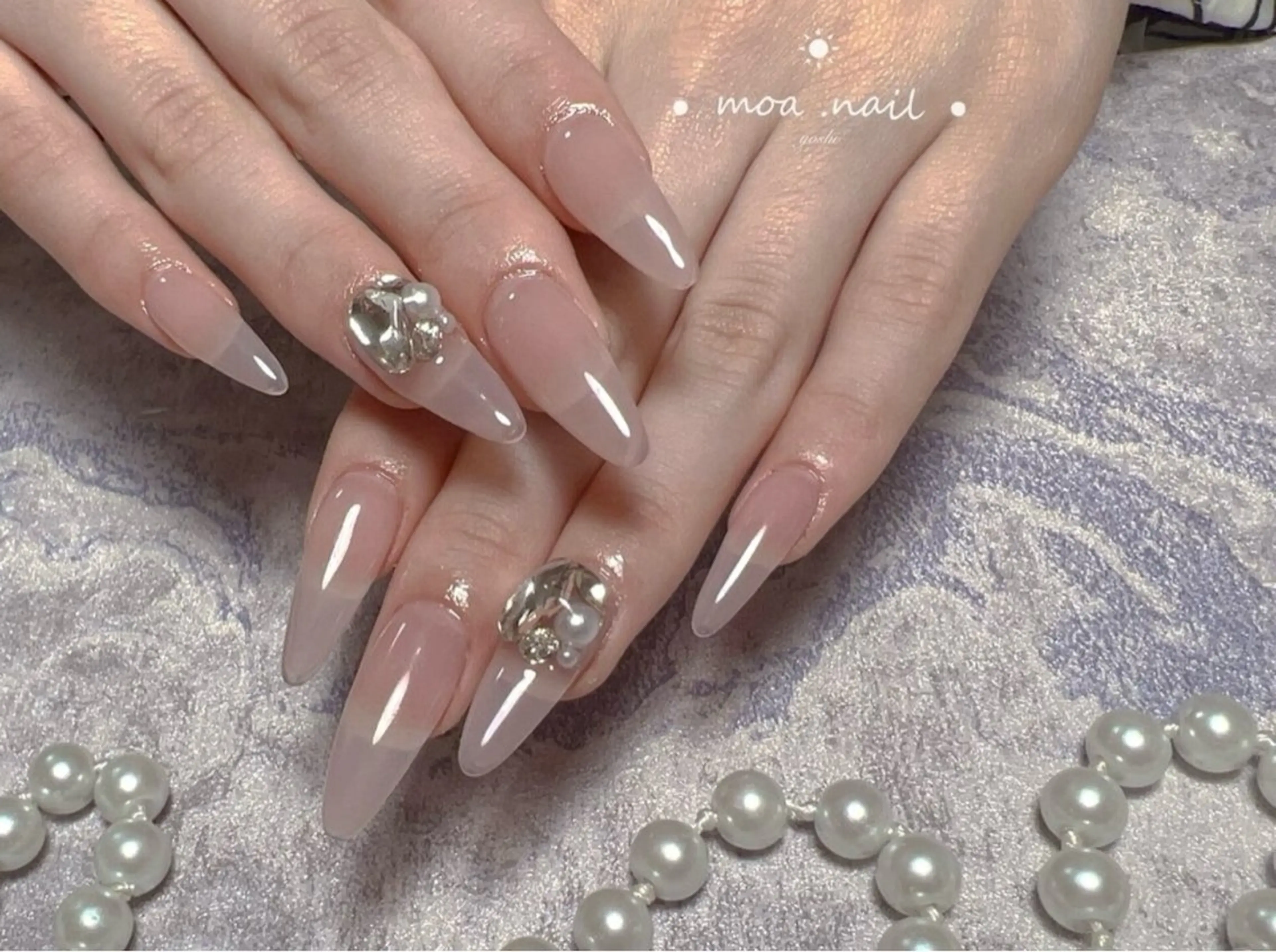 ネイル moanail所属・張 嘉鈺のネイルデザイン