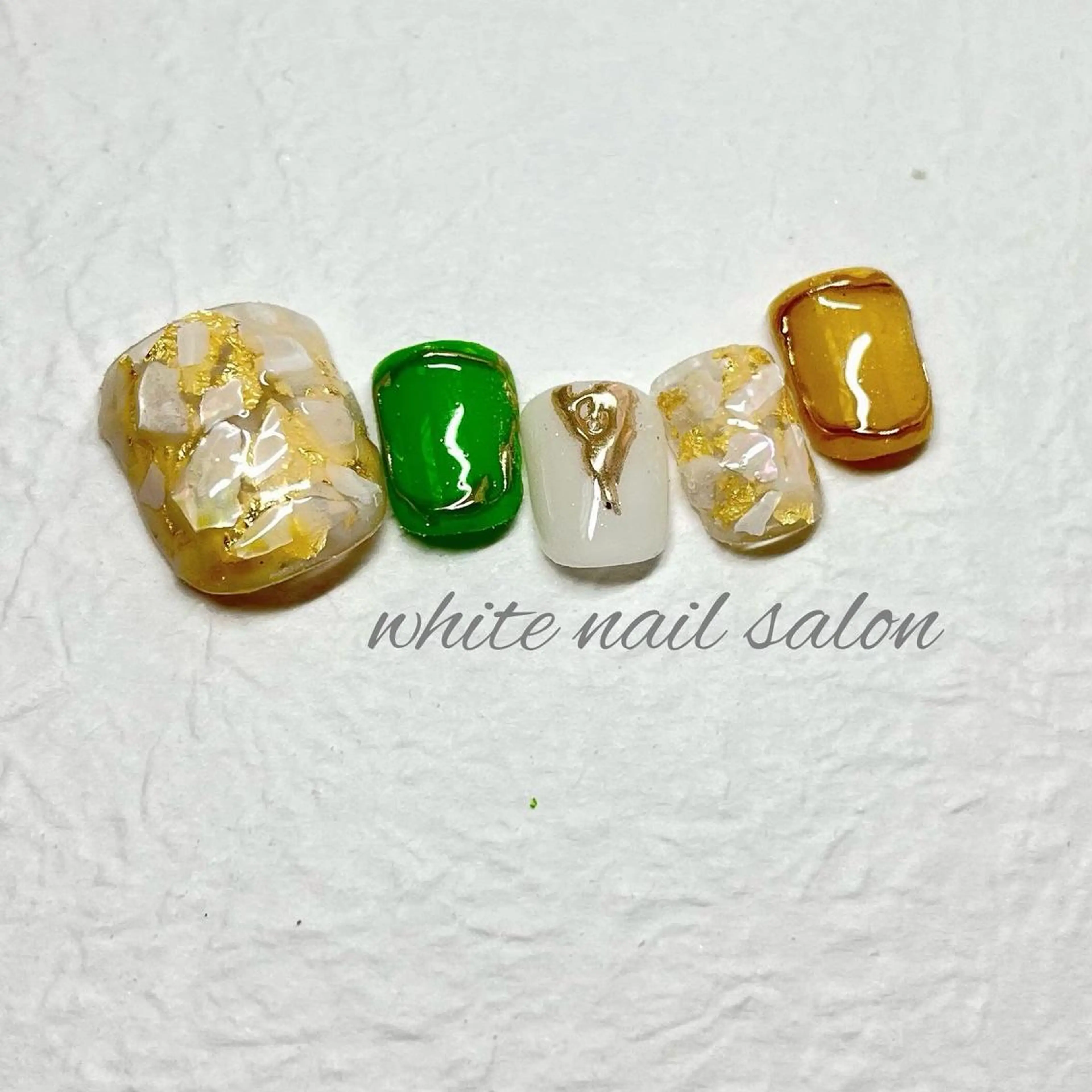 ネイル ジェルネイル ハードジェル ラメ(グリッター) 持ち込み ソフトジェル フットネイル white nail salonのネイルデザイン