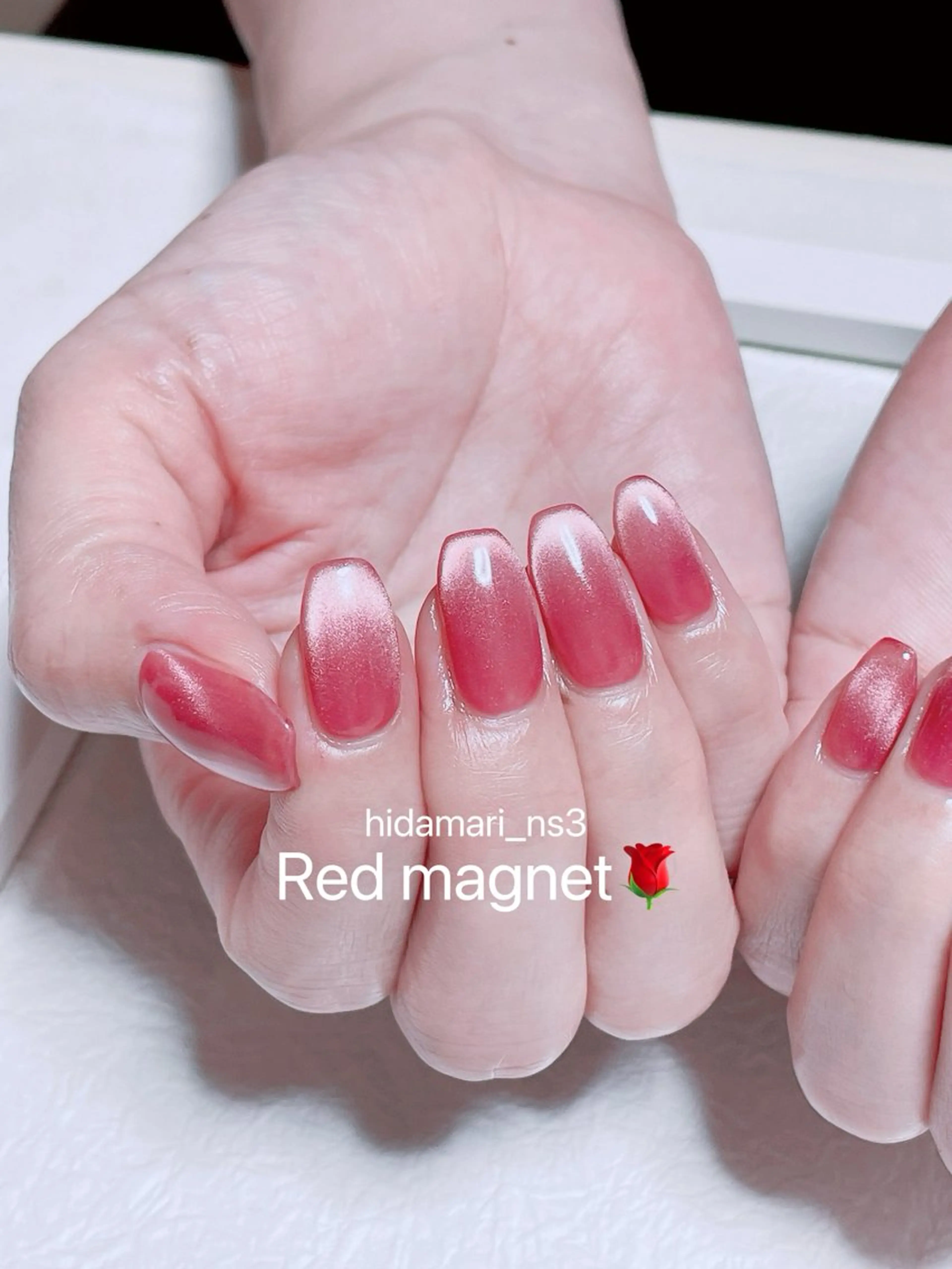 ネイル フレンチネイル マグネットネイル 赤色 ハンドネイル NailSalon ひだまりのネイルデザイン
