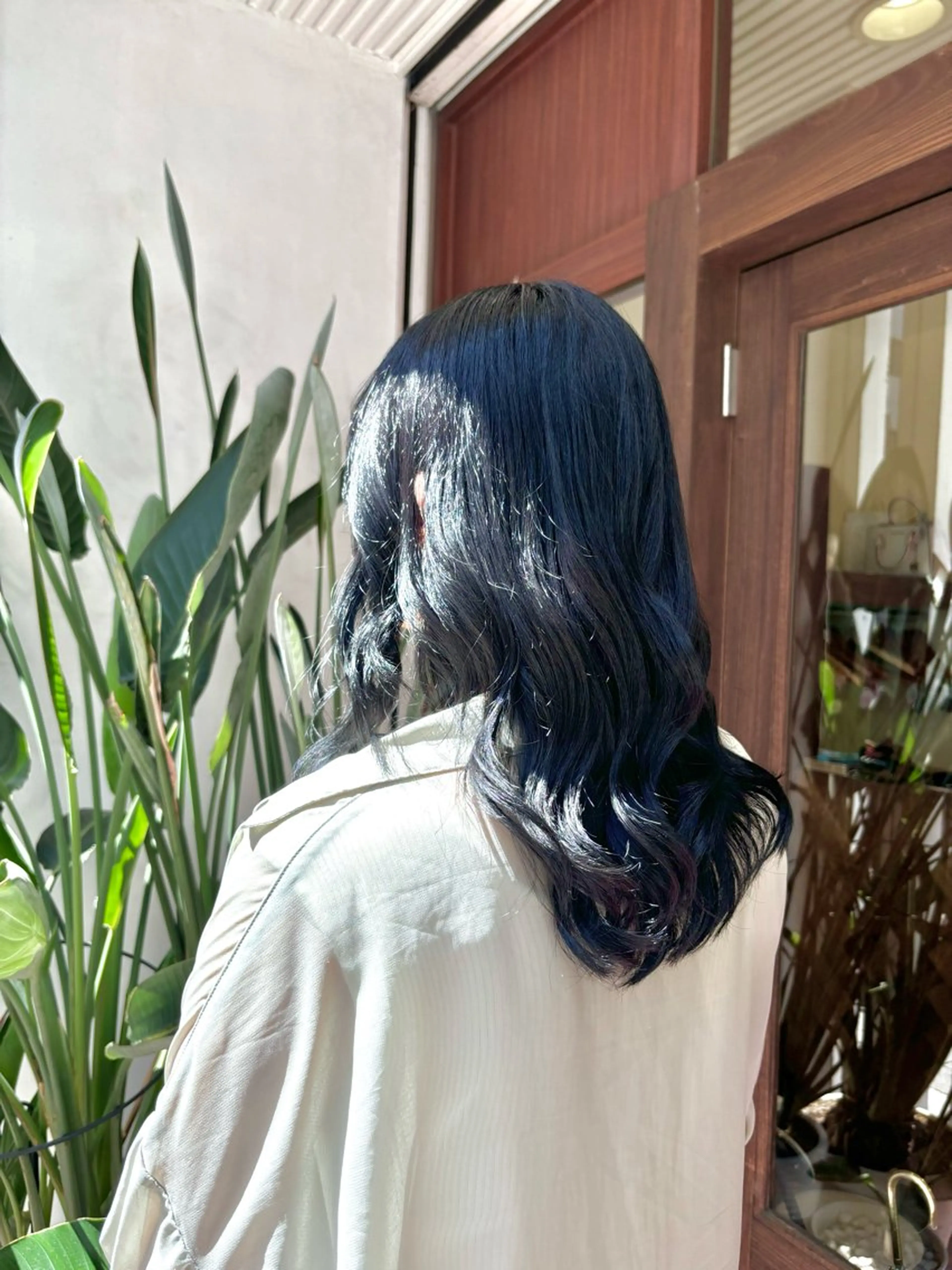 セミロング 寒色デザイン🧊 🫧倉爪歩実のヘアスタイル