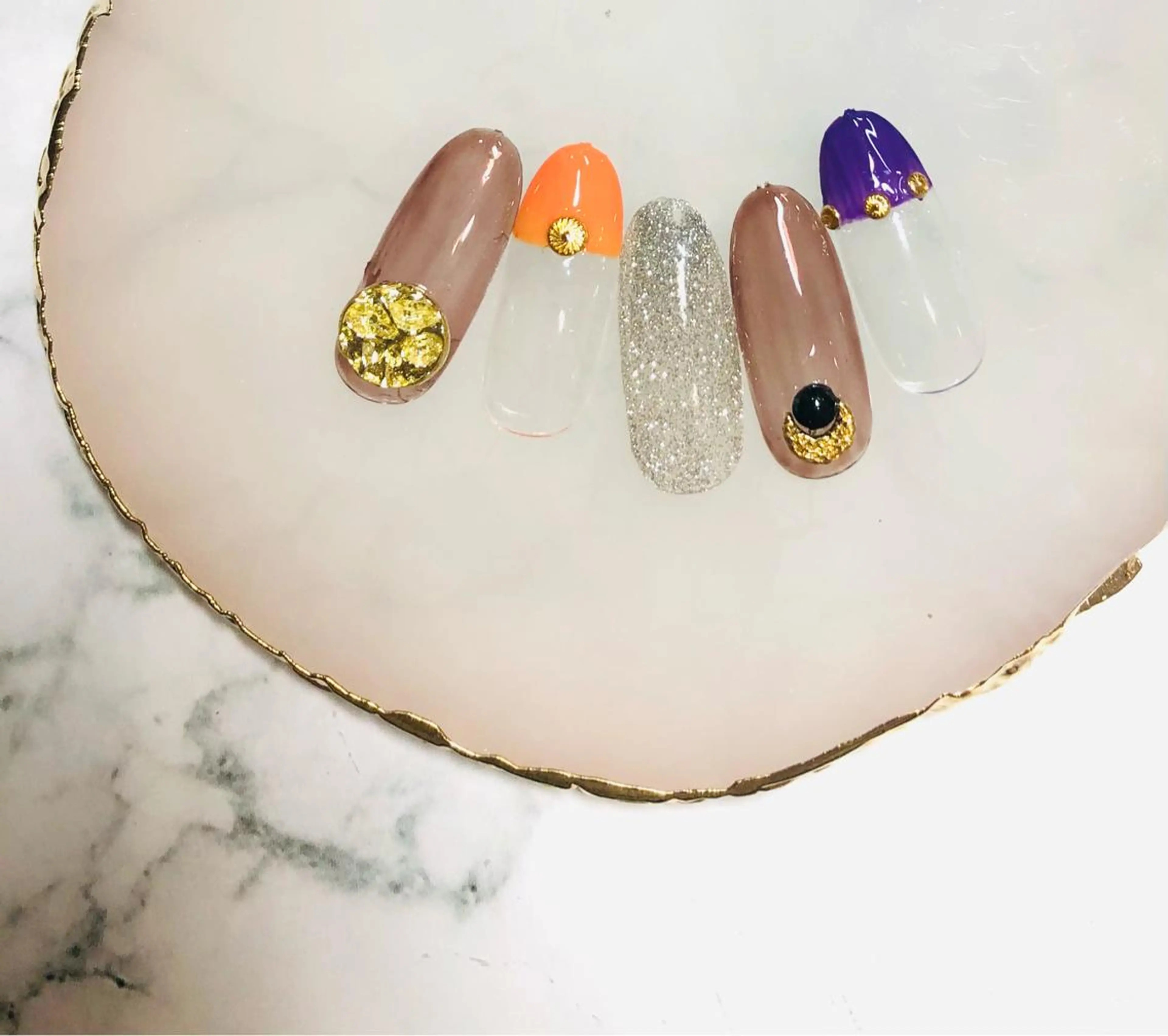 ネイル ハロウィン ニュアンスネイル H3(エイチスリー)所属・H3 hitoのネイルデザイン