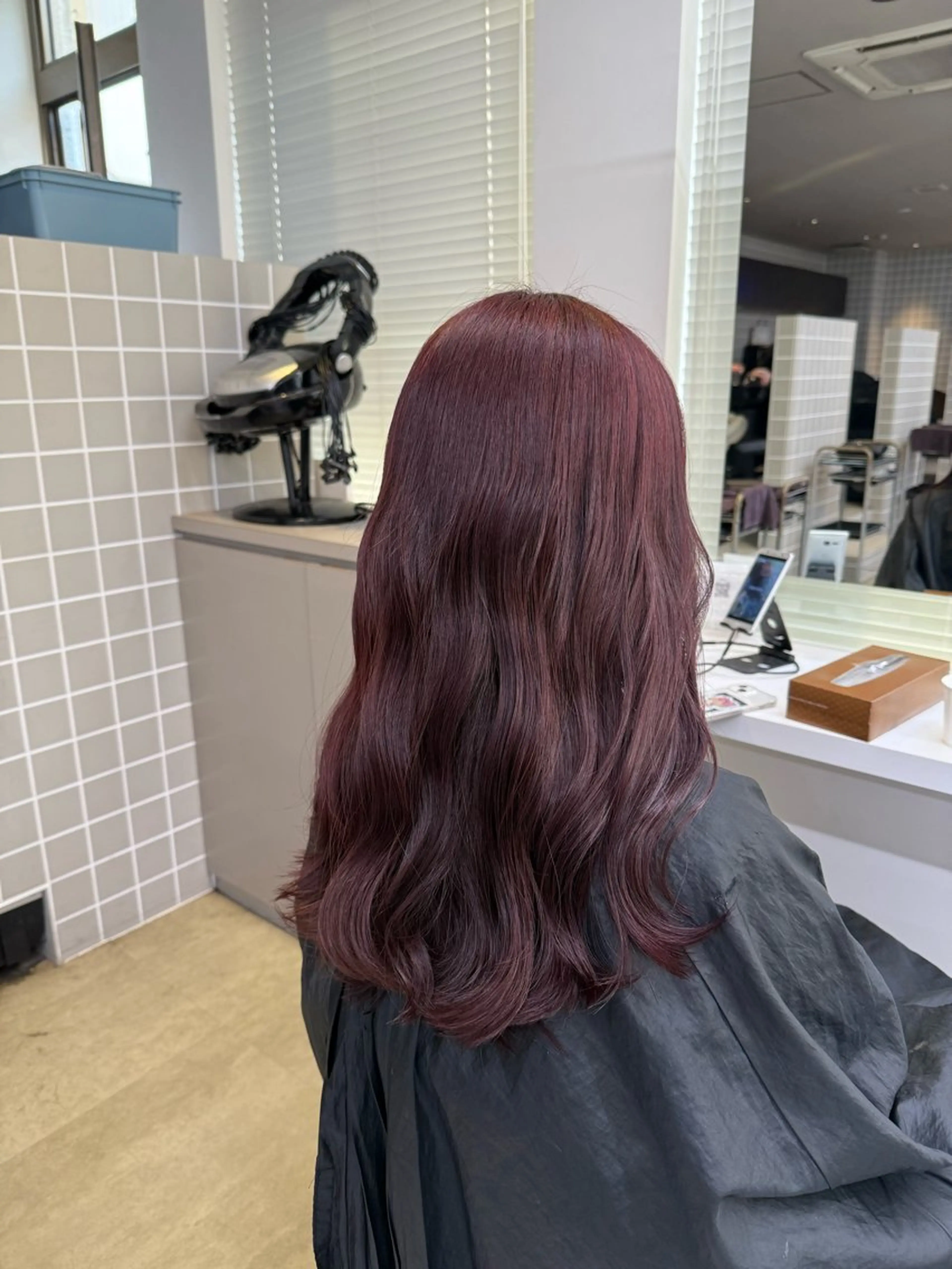 ロング カラー ヘアアレンジ ヘアカラー トリートメント ヘッドスパ 💗暖色特化ピンク/ 赤髪💗HARUNAのヘアスタイル