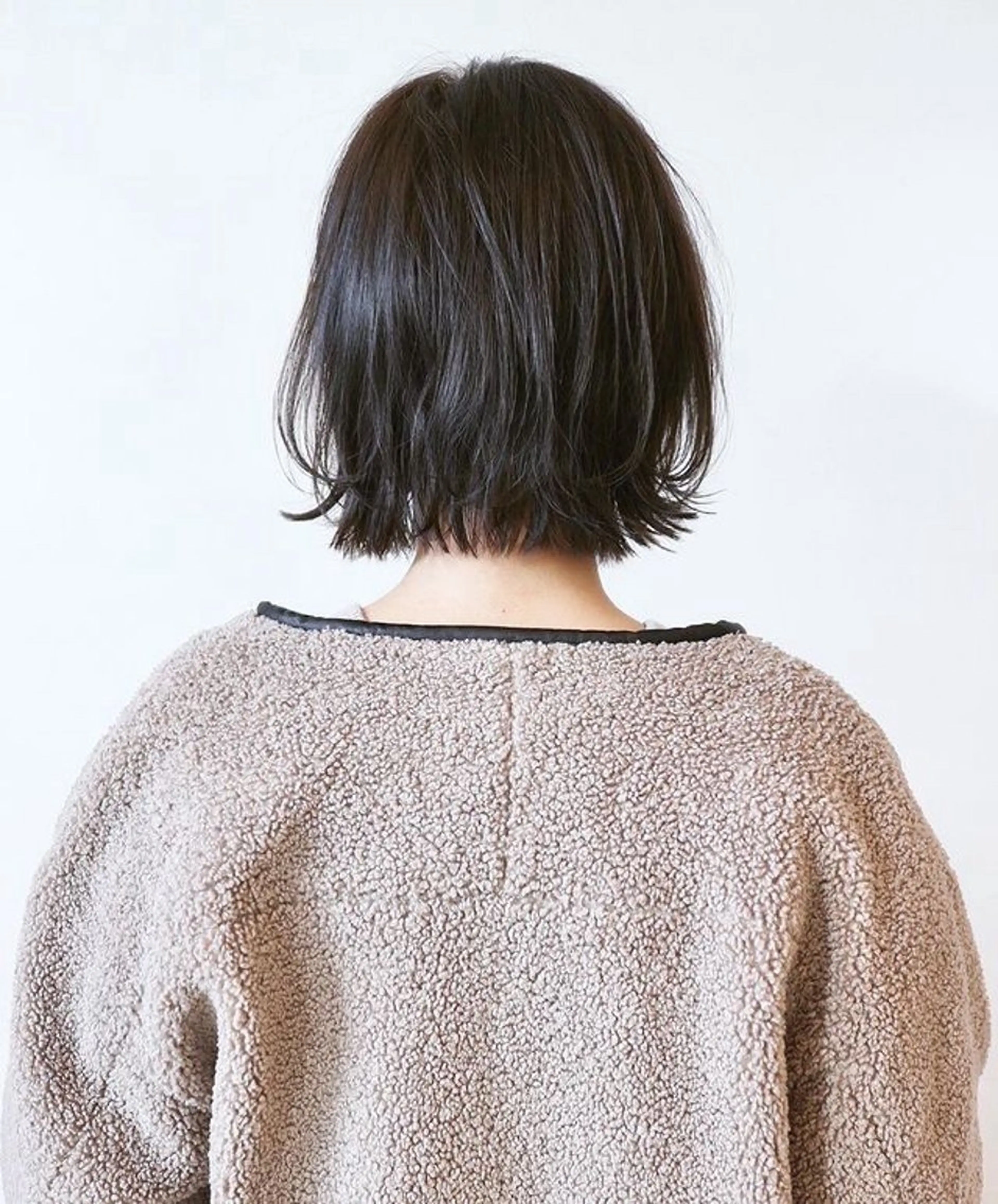 ミディアム カラー パーマ ボブ 森山 陽菜のヘアスタイル