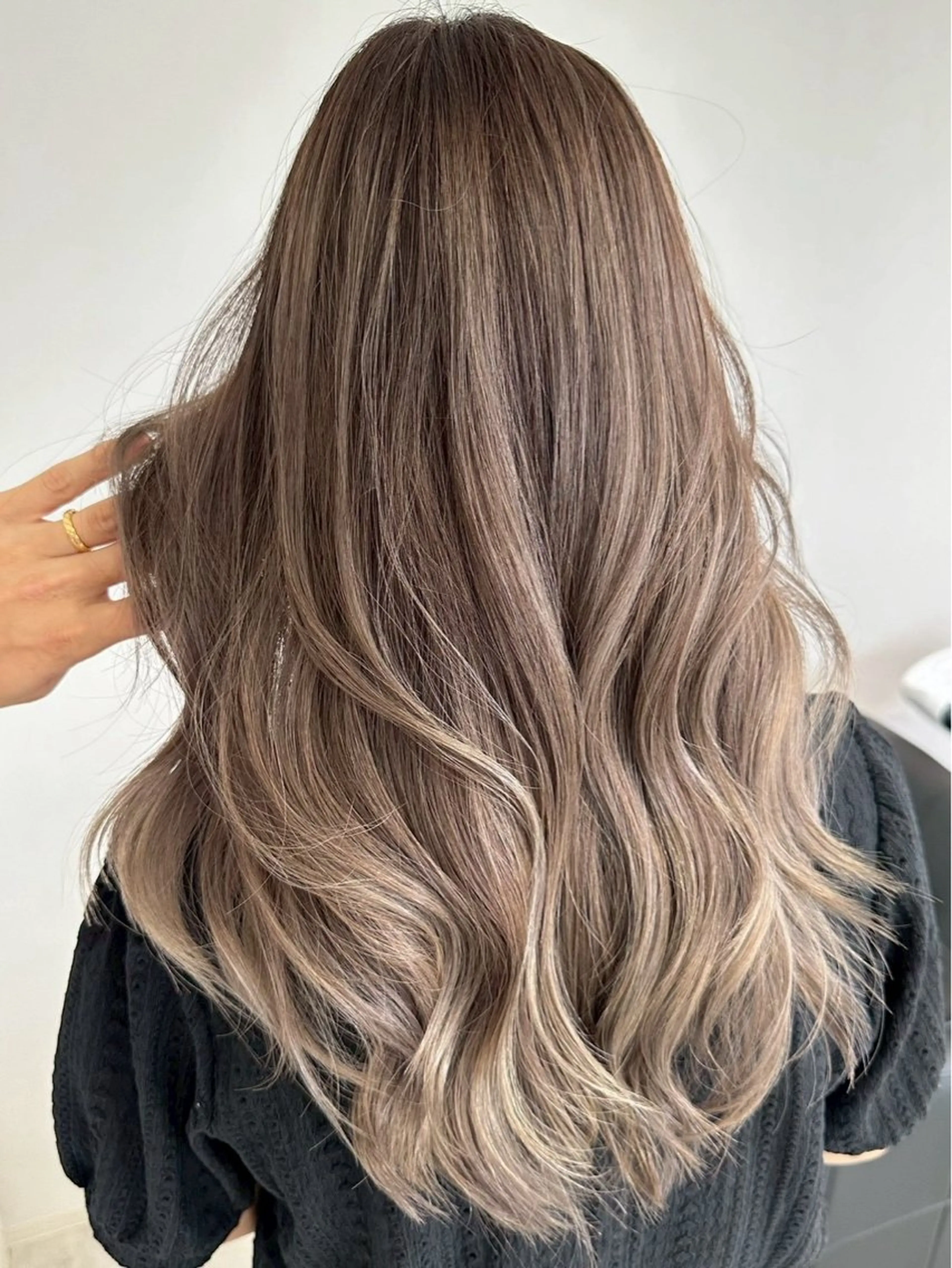 カラー ヘアカラー Stylo所属・吉川 莉央のヘアスタイル