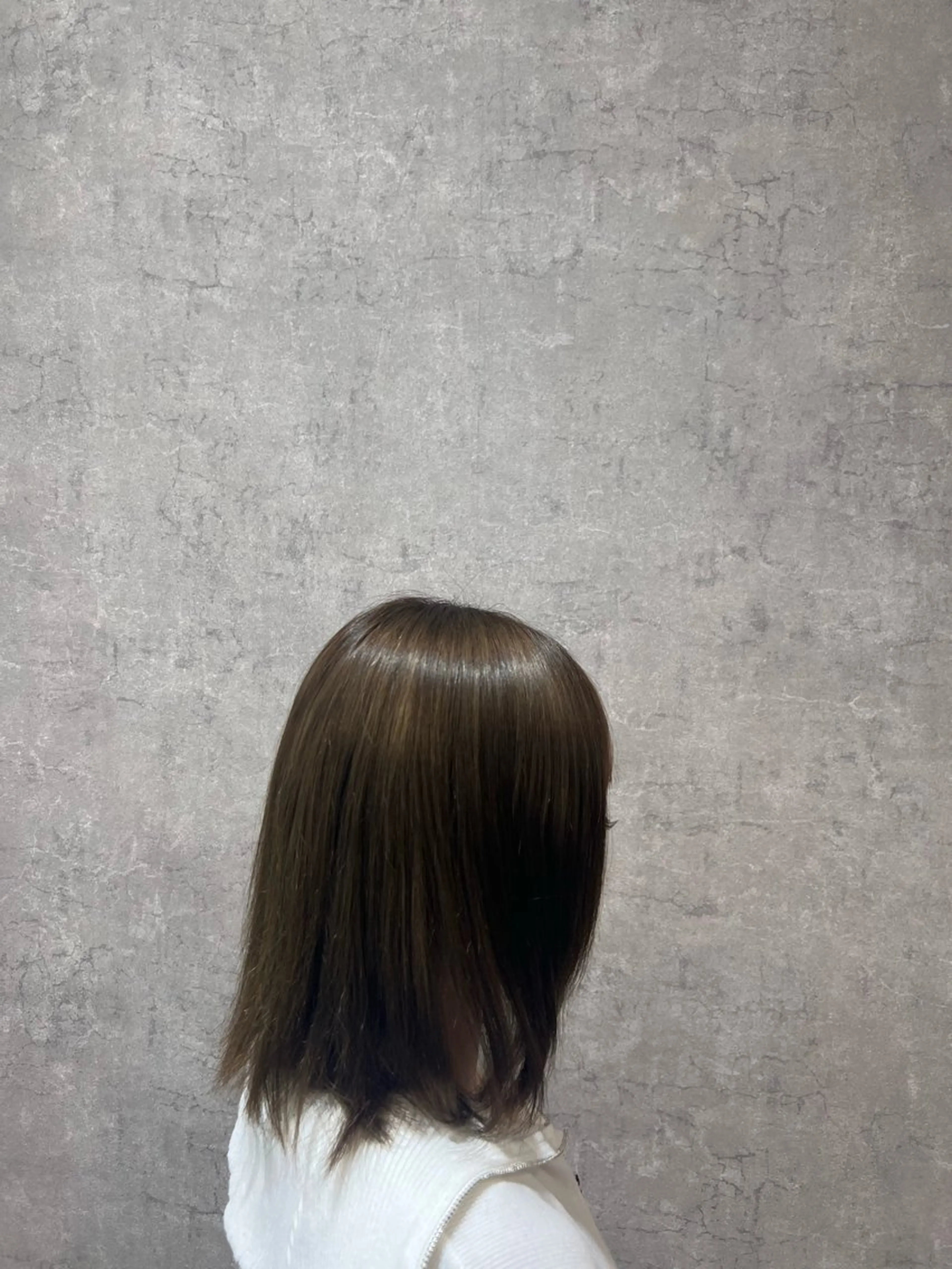 ミディアム カラー 《カラー特化》値賀 大樹のヘアスタイル