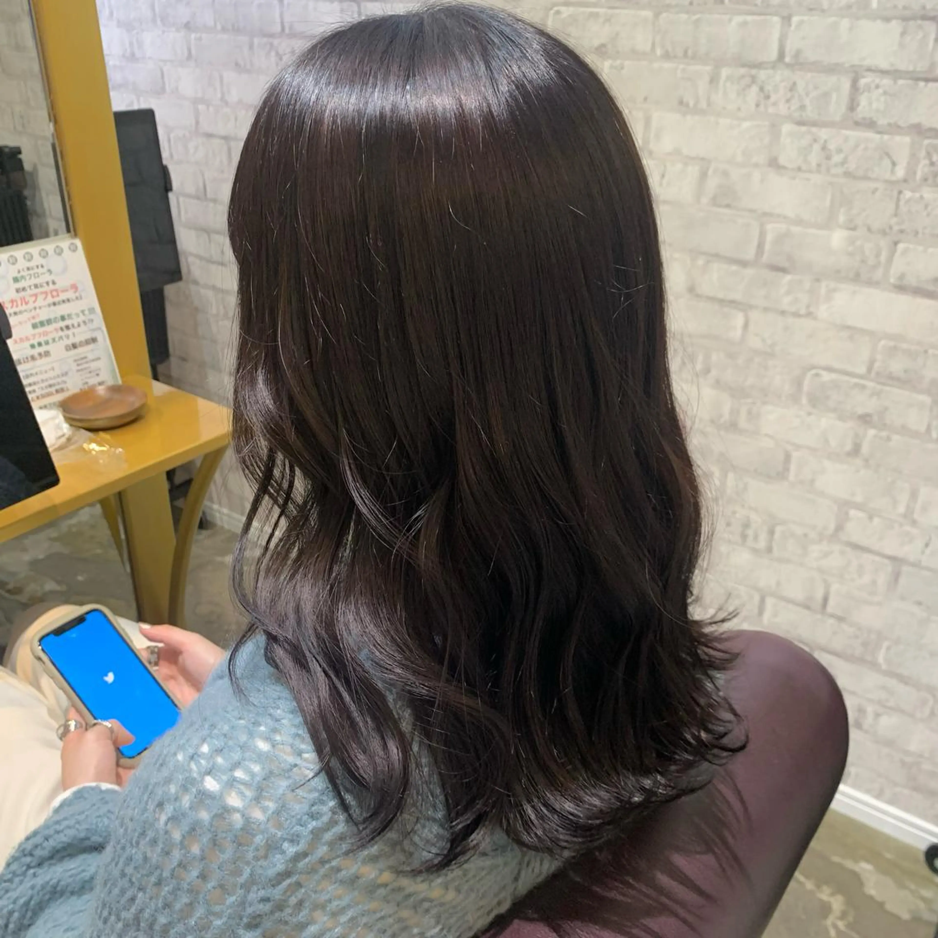 セミロング カラー ブラウンカラー ダークブラウン ナチュラルブラウン オレンジ ピンクカラー ヘアカラー トリートメント 艶カラー/縮毛矯正‎ 💛Sakiのヘアスタイル