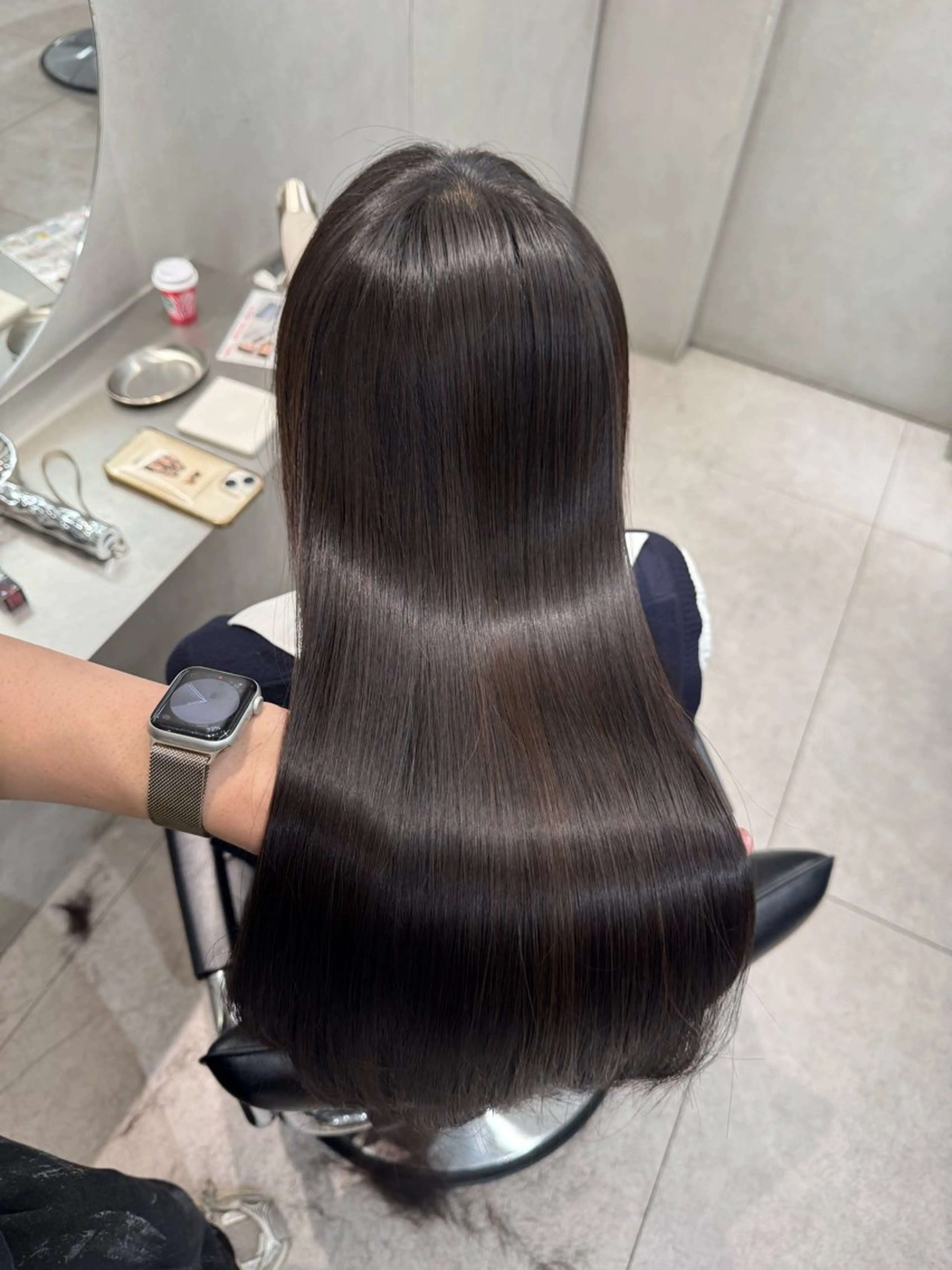 ミディアム 縮毛矯正 🫧‪髪質改善／艶髪 🫧‪艶カラー／りくのヘアスタイル