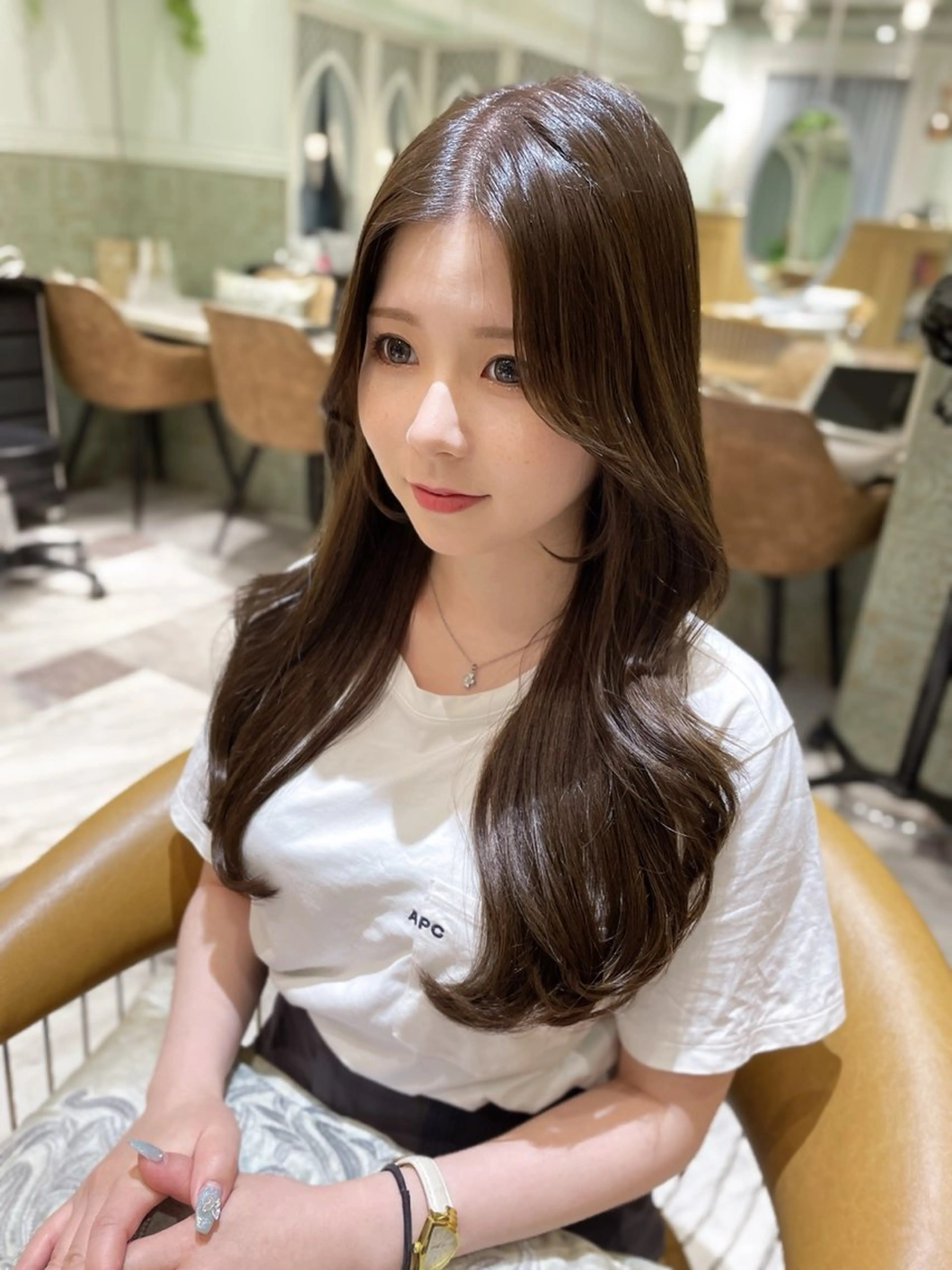 ロング カラー ベージュカラー 黒髪 ブリーチ ブルーカラー ブルーブラック カット ヘアカラー トリートメント 木屋元一/透明感 /レイヤー/顔まわりのヘアスタイル