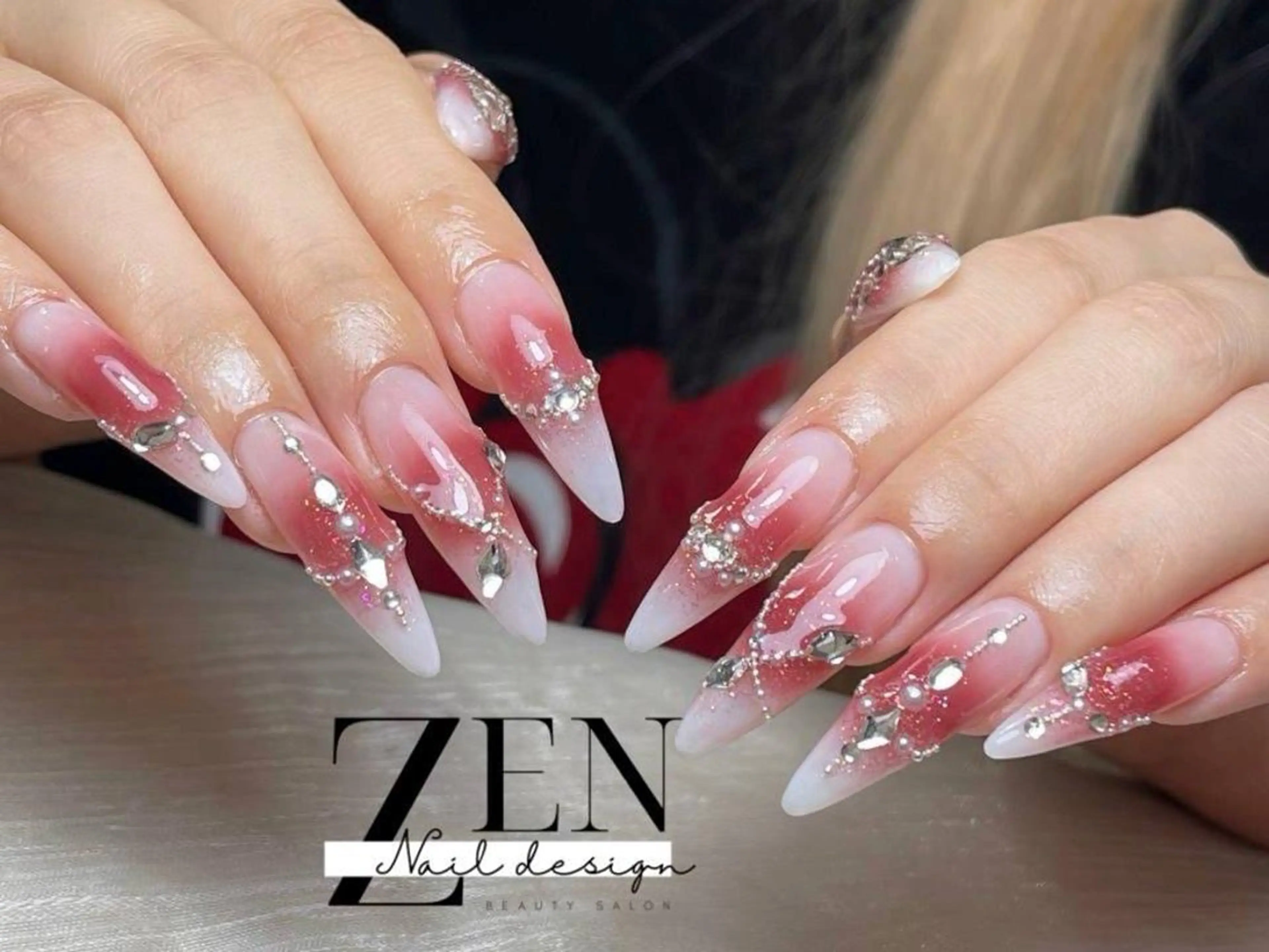 ネイル チークネイル 長さ出し フレンチネイル 韓国ネイル マグネットネイル ハンドネイル Zen Nail Design 池袋のネイルデザイン