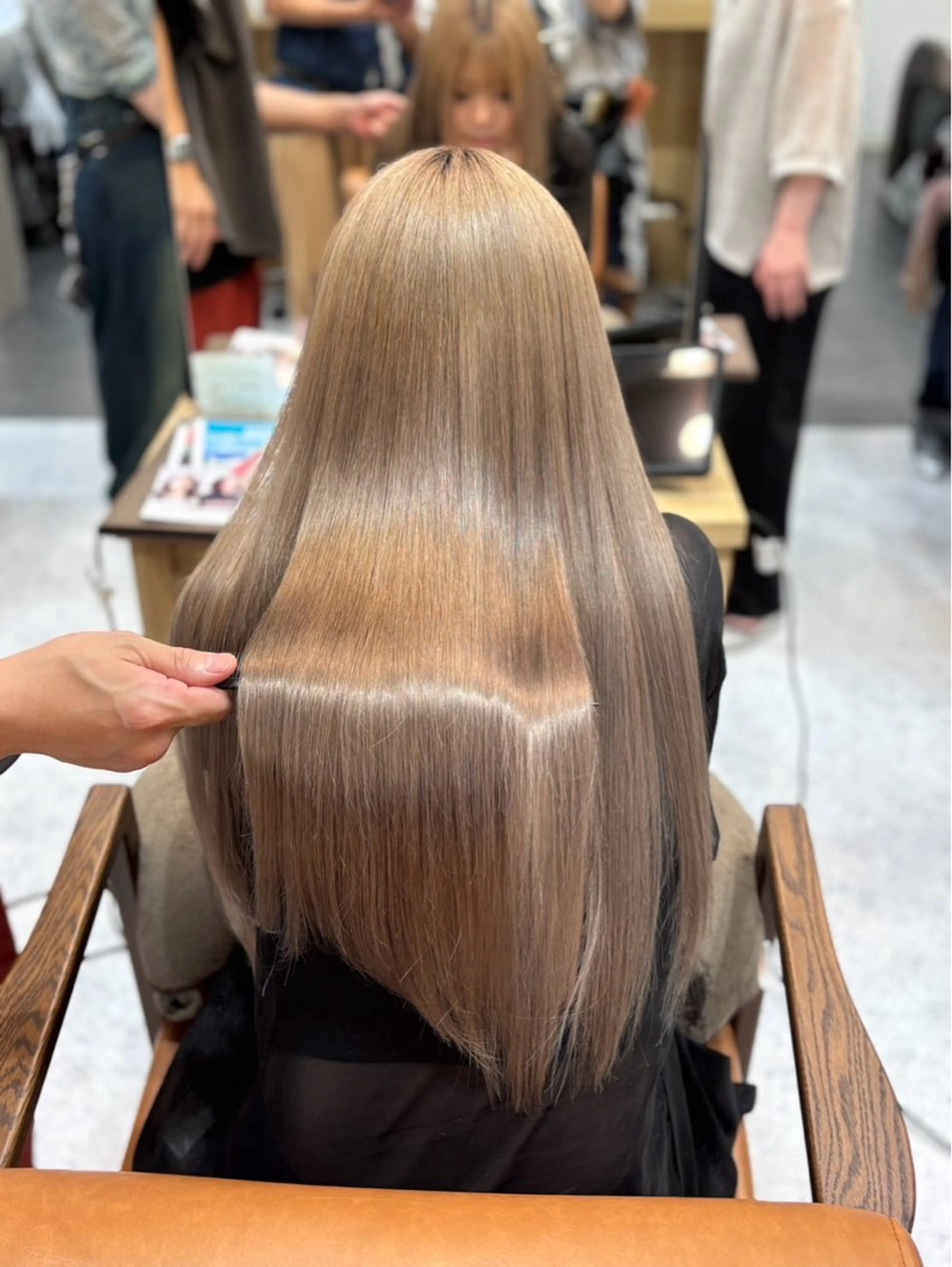 ロング MIZUKI🫧ྀི 韓国ヘアAFLOATのヘアスタイル