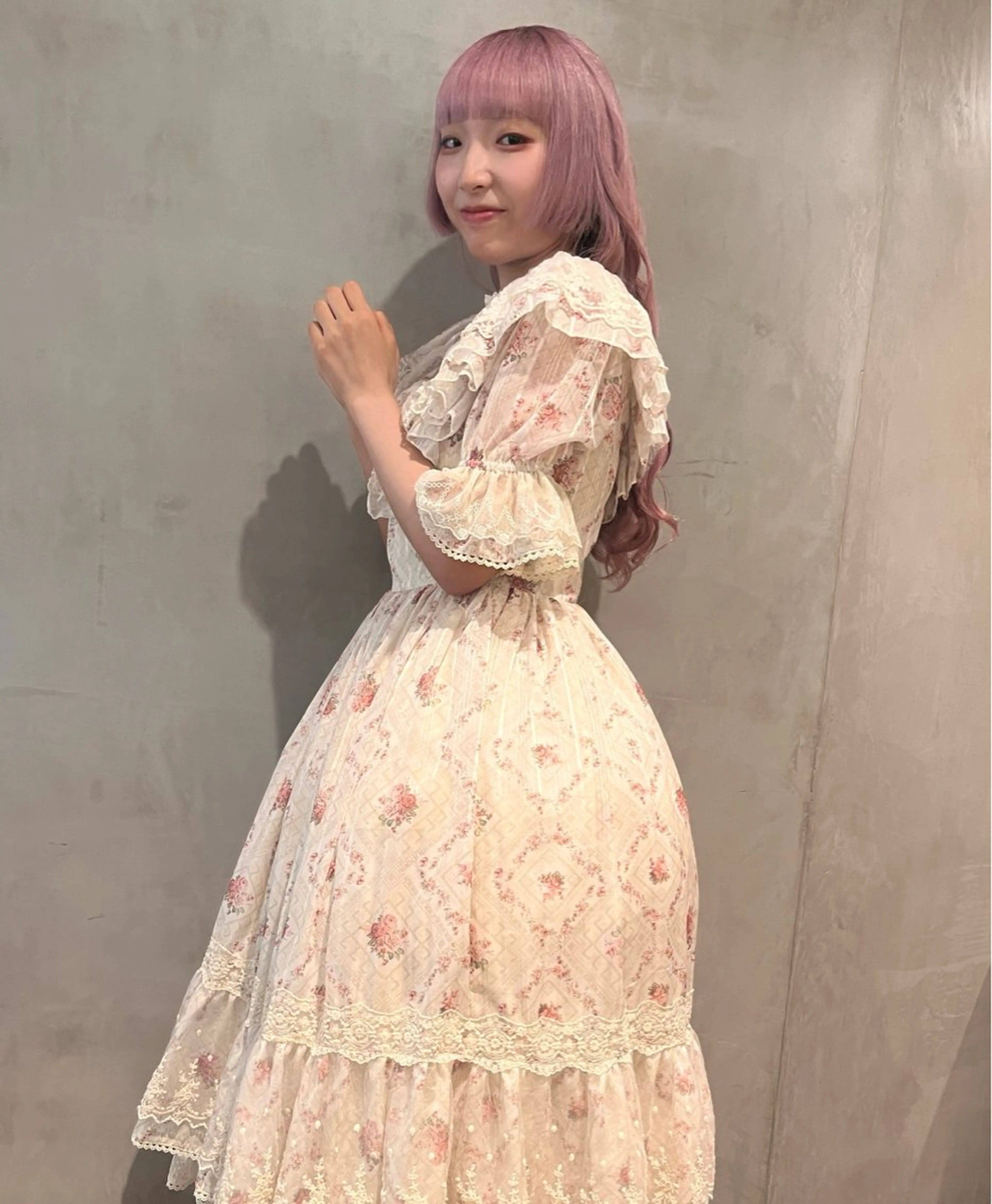 ロング カラー ベージュカラー ピンクカラー ピンクベージュ カット ヘアカラー トリートメント 暖色🍒姫カット🎀 オタク特化🎀ゆうなのヘアスタイル