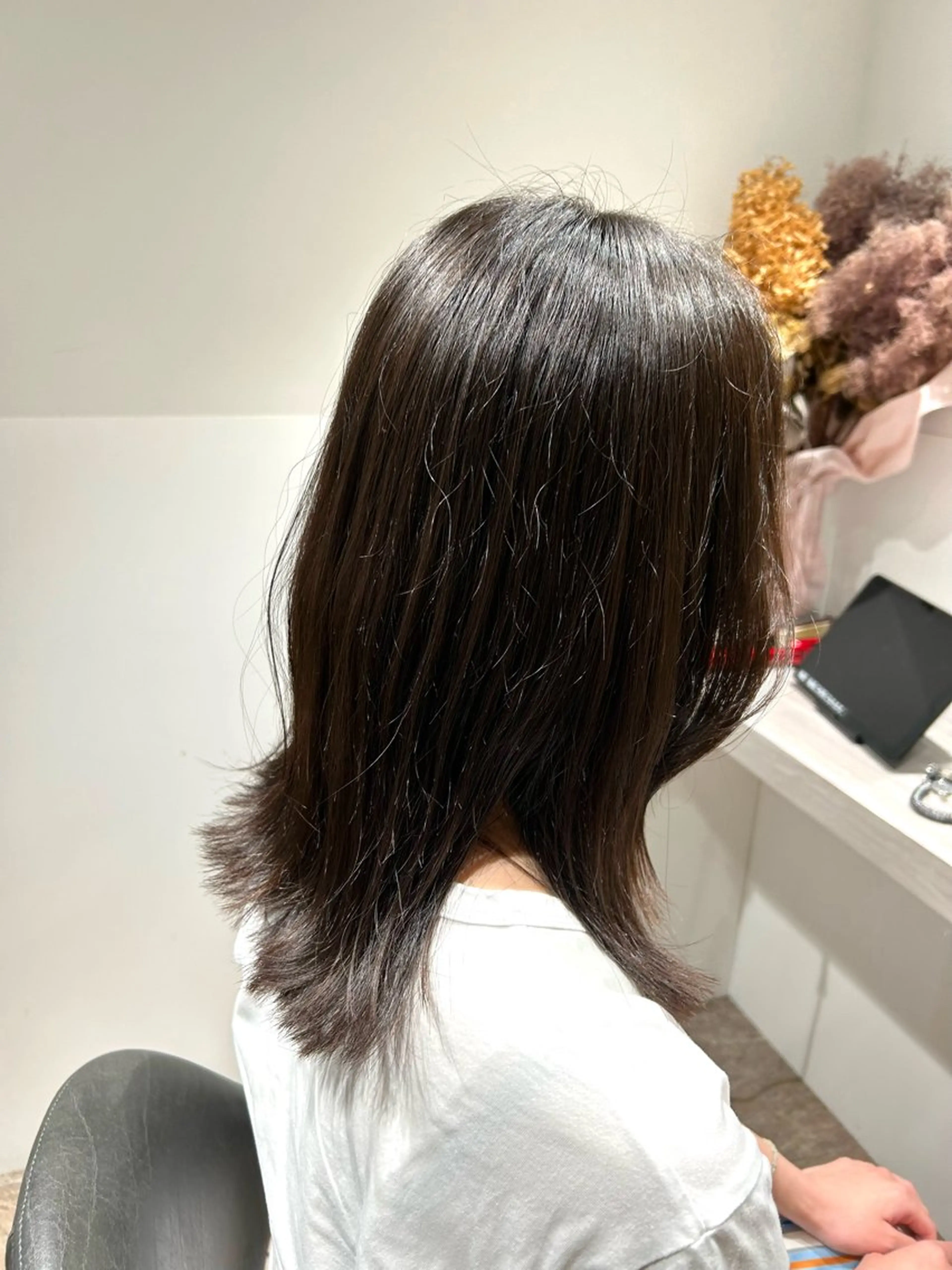 セミロング レイヤーカット 外ハネヘア カット hair＆make CIEL所属・武井 哉子のヘアスタイル