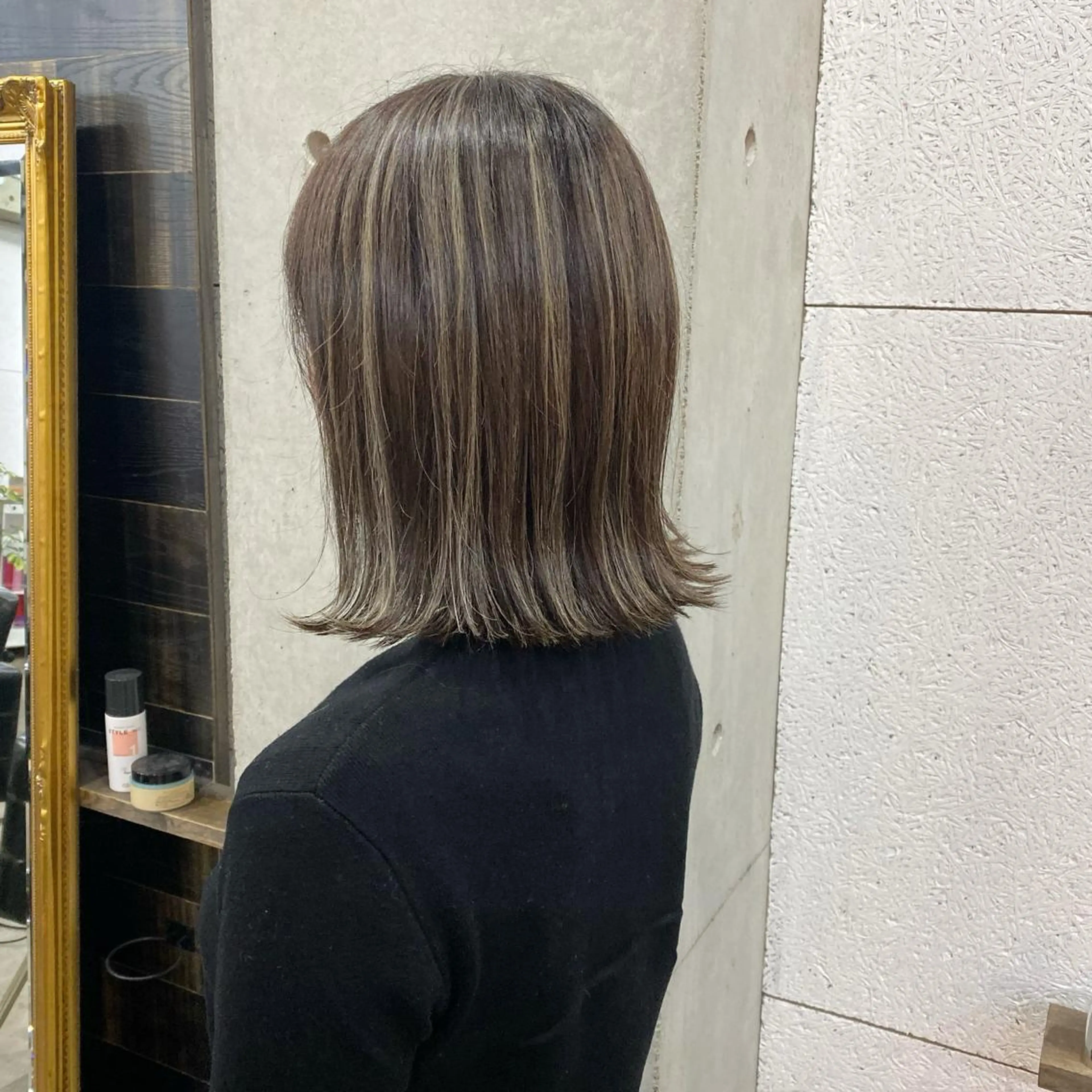 ショート カラー ネイル マツエク・マツパ 透明感カラー グレージュ ハイライトカラー ボブ ハイライト カット ヘアカラー トリートメント 中山 天地のヘアスタイル