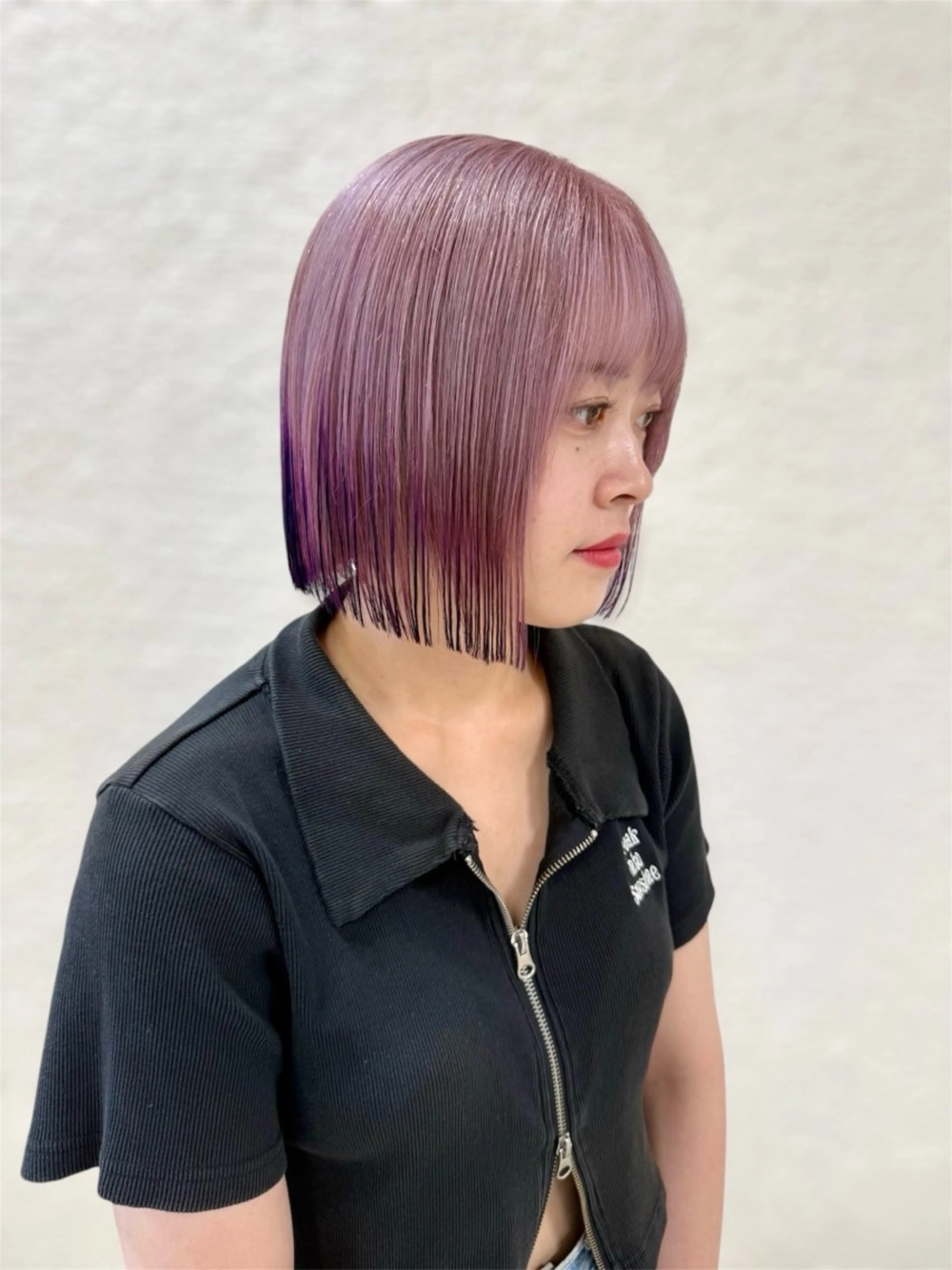 ショート カラー ヘアアレンジ ブリーチ デザインカラー ハイトーンカラー レイヤーカット カット ヘアカラー トリートメント 🍒KIKUCHI KANAE🍒のヘアスタイル