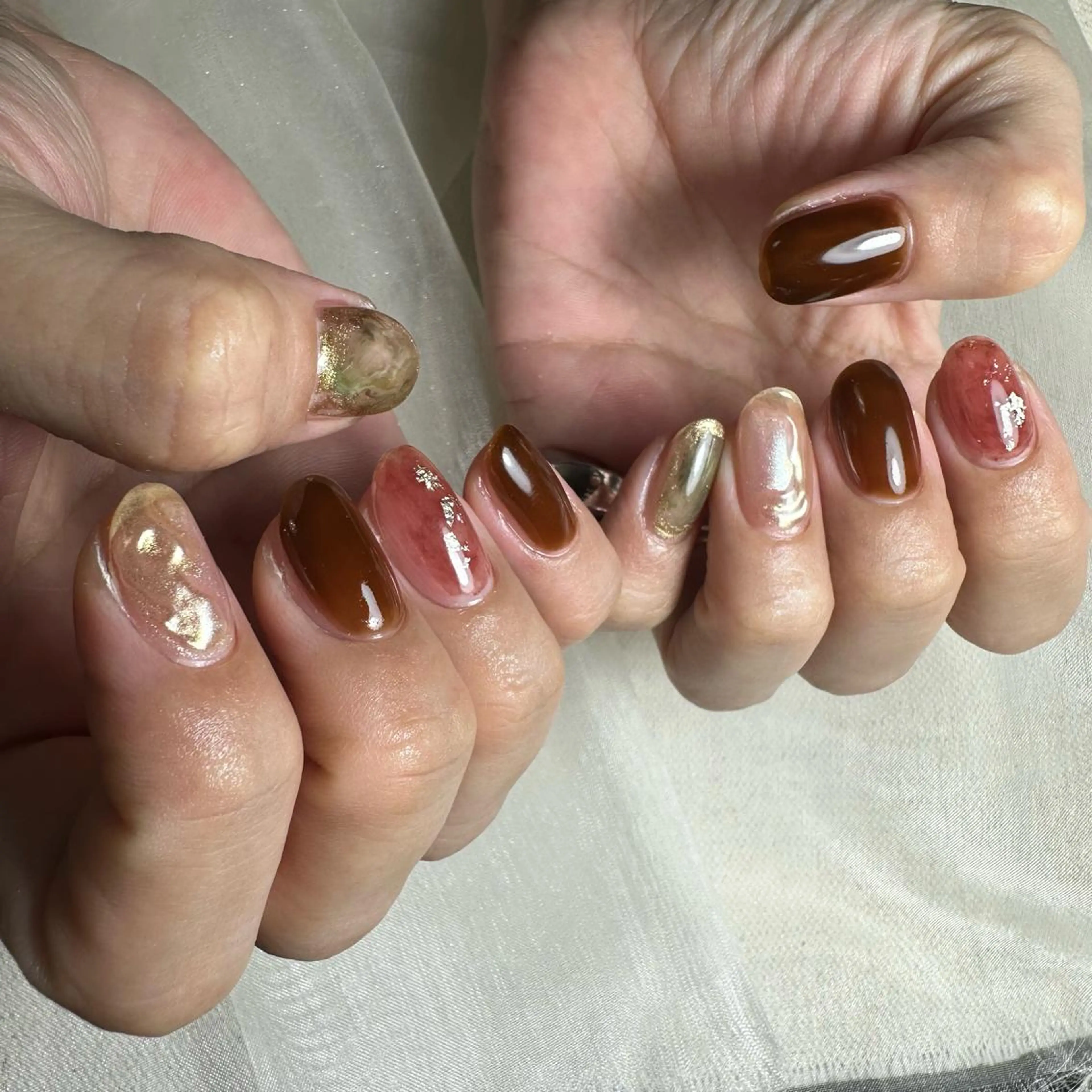 ネイル ハンドネイル repos~ルポ~所属・里見 麗のネイルデザイン