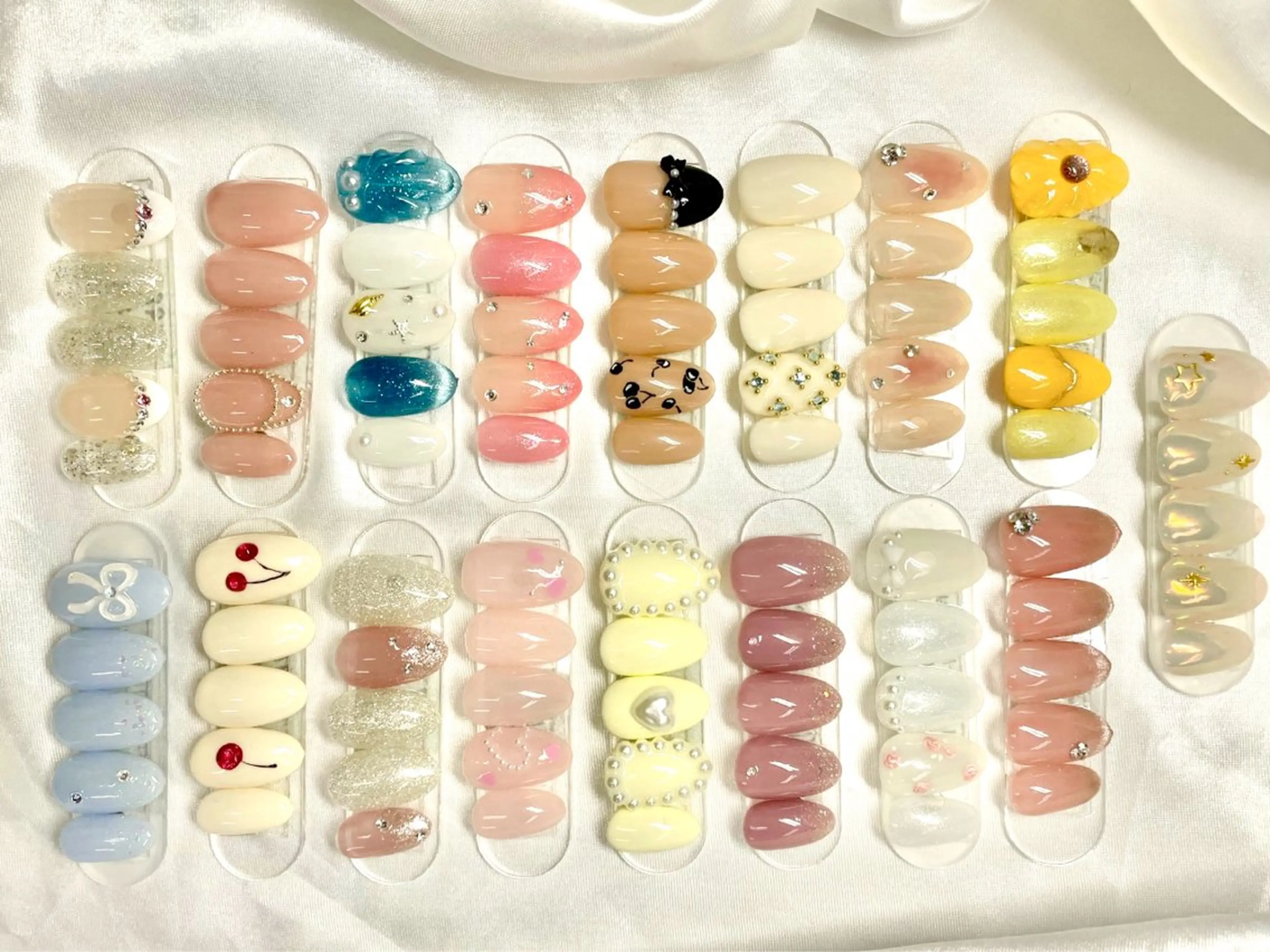 ネイル アートネイル ジェルネイル マグネットネイル ニュアンスネイル パラジェル ハンドネイル Nail Neige 錦糸町所属・Nail Neige🐈🌙のネイルデザイン