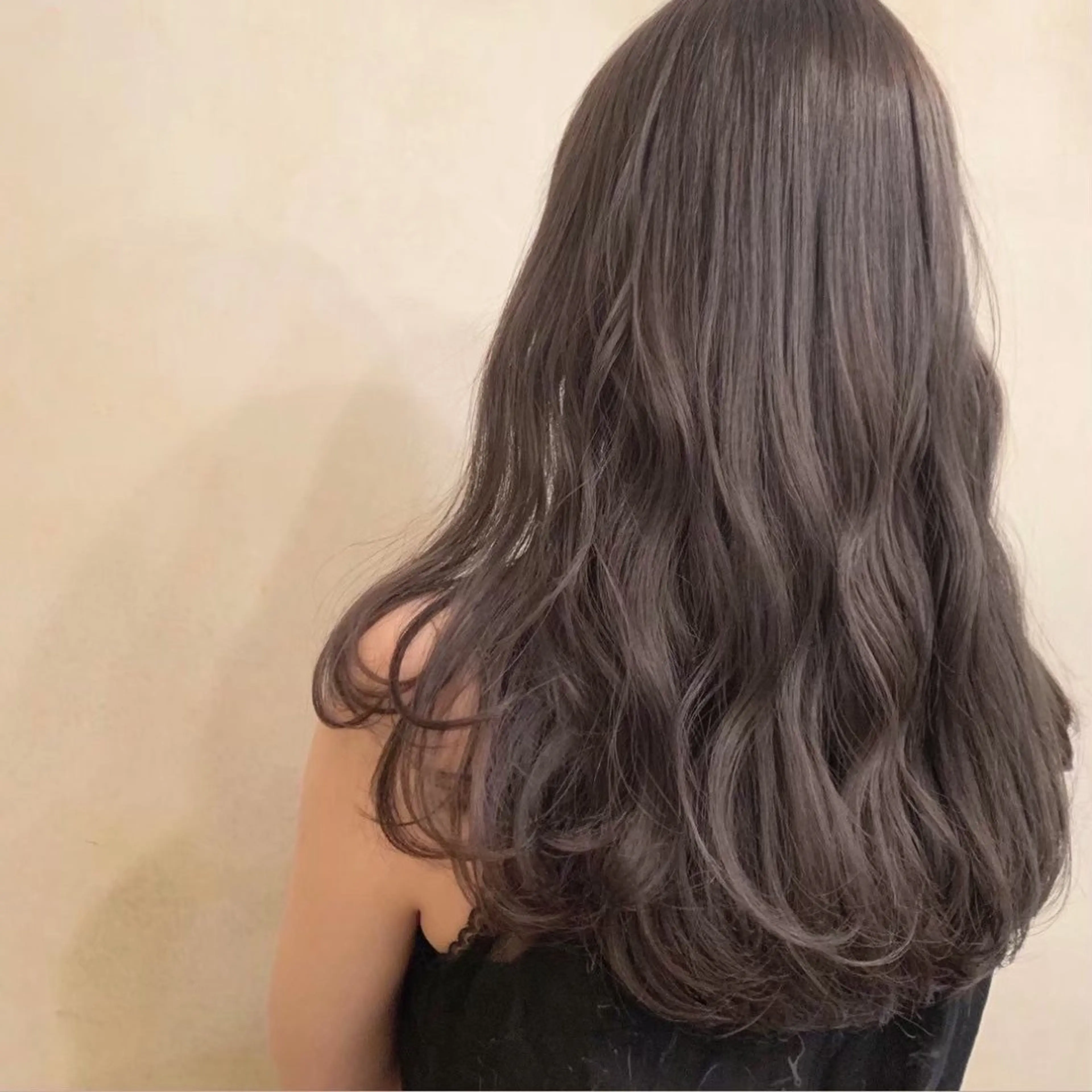 カラー 🫧ミルクティー／ ハイトーンすなお🧸のヘアスタイル