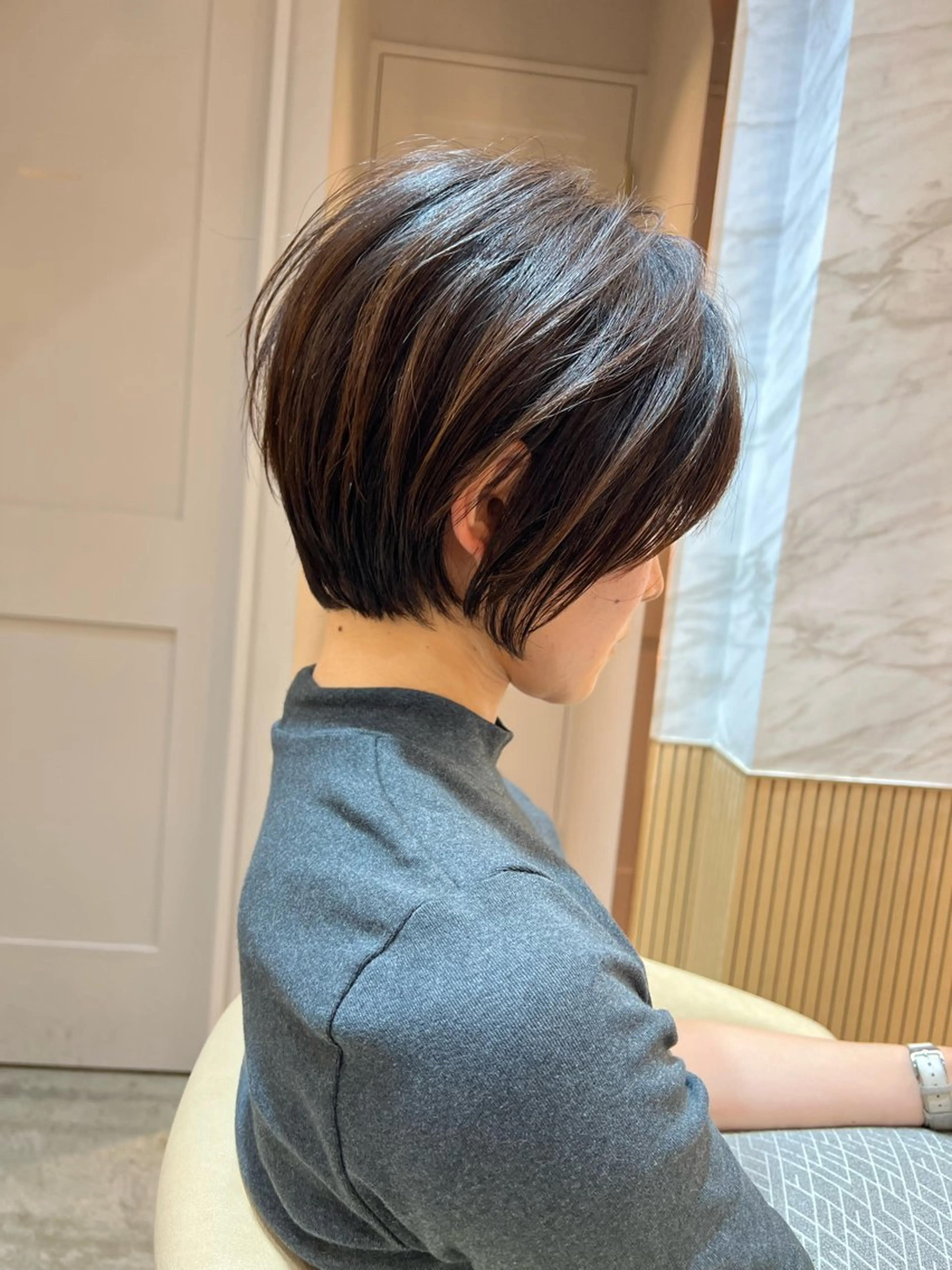 ショート カラー ボブ/巻ける縮毛矯正 /韓国レイヤーはなのヘアスタイル