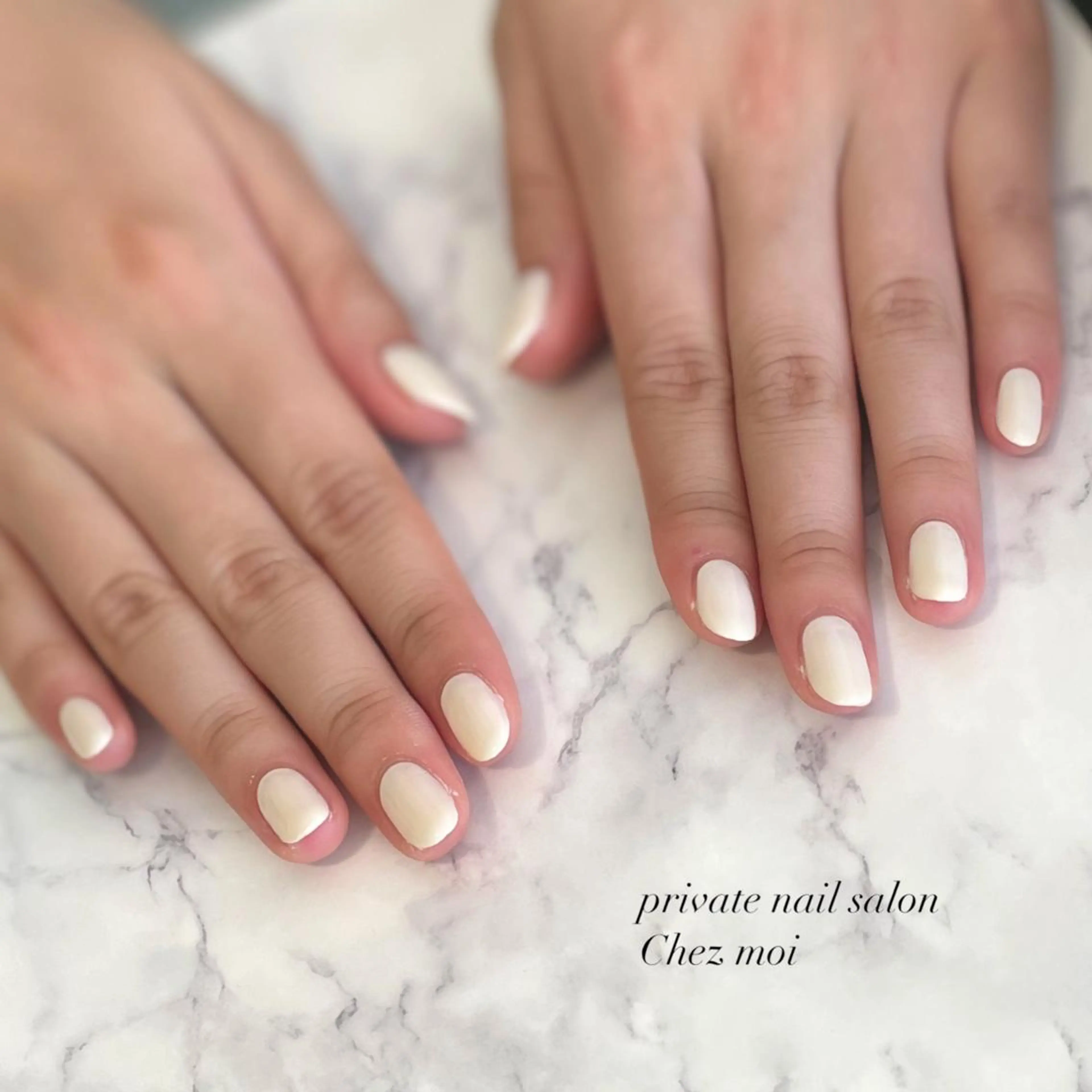 ネイル ワンカラーネイル KOMINE TOMOKOのネイルデザイン