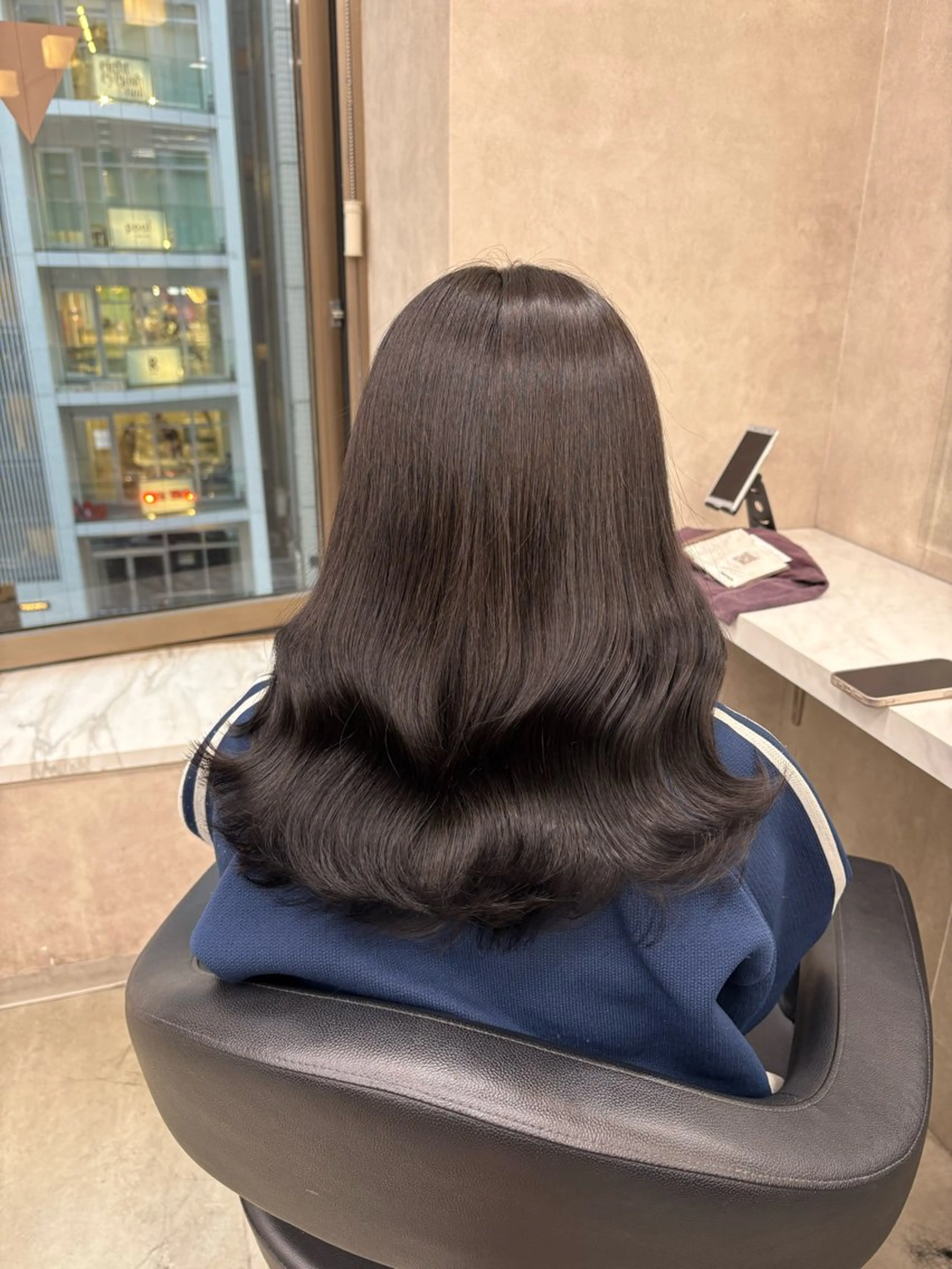 ロング ヘアカラー トリートメント ヘッドスパ ヘアセット 寒色＆ブリーチ特化 寒色MiOのヘアスタイル
