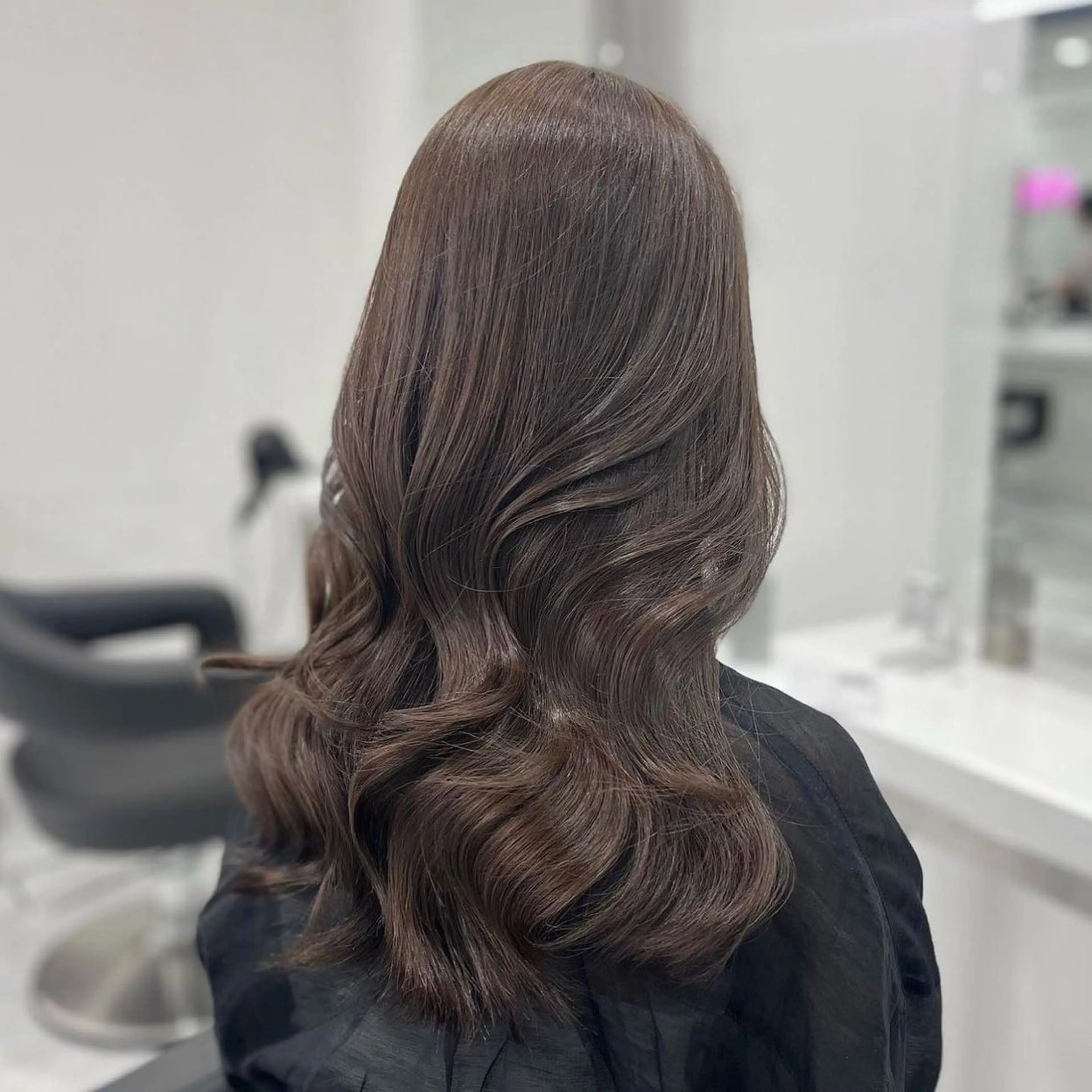 セミロング カット ヘアカラー トリートメント ヘッドスパ ヘアセット 透明感ラベンダー💗 SHOのヘアスタイル