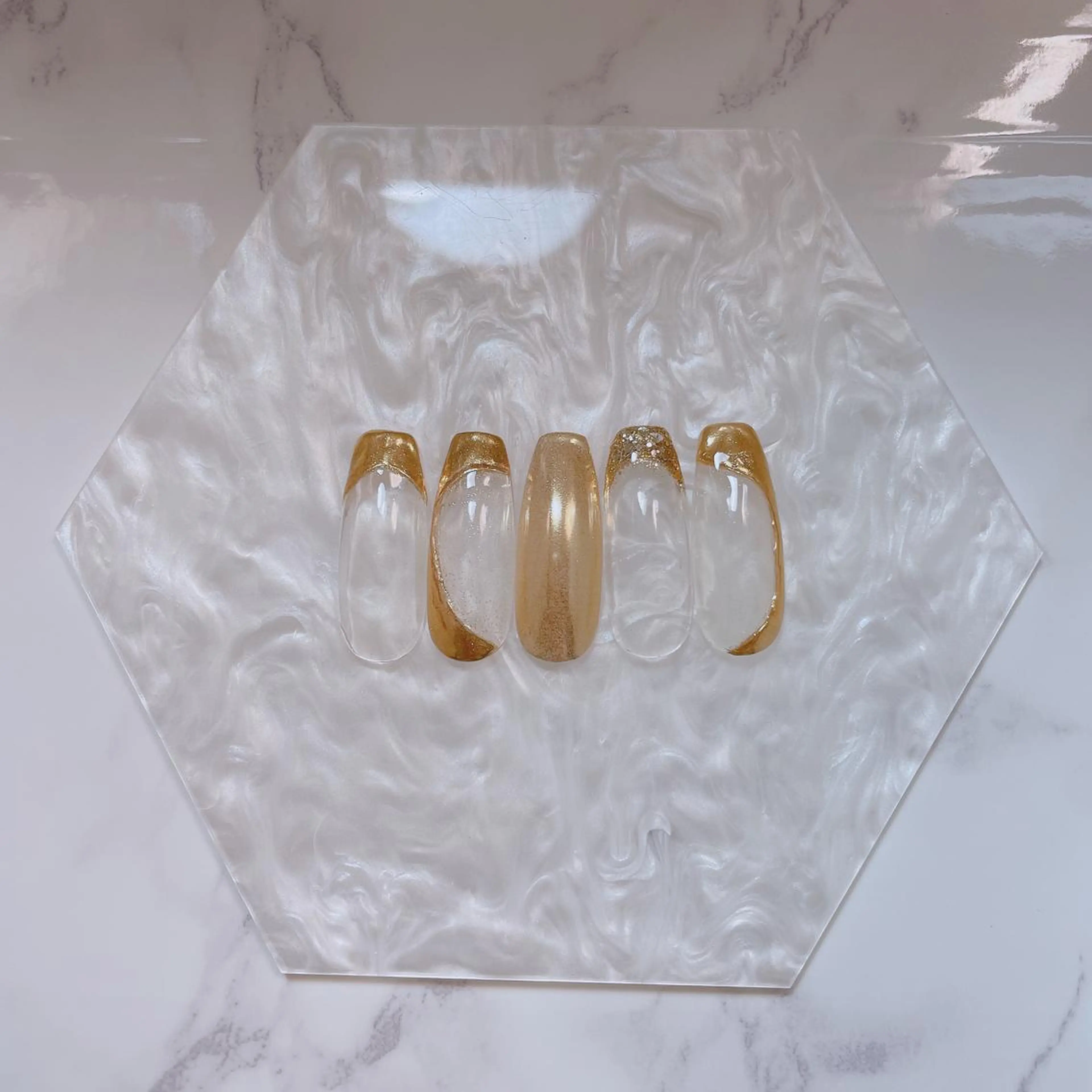 ネイル ゴールド ミラーネイル ニュアンスネイル salon avance.のその他イメージ