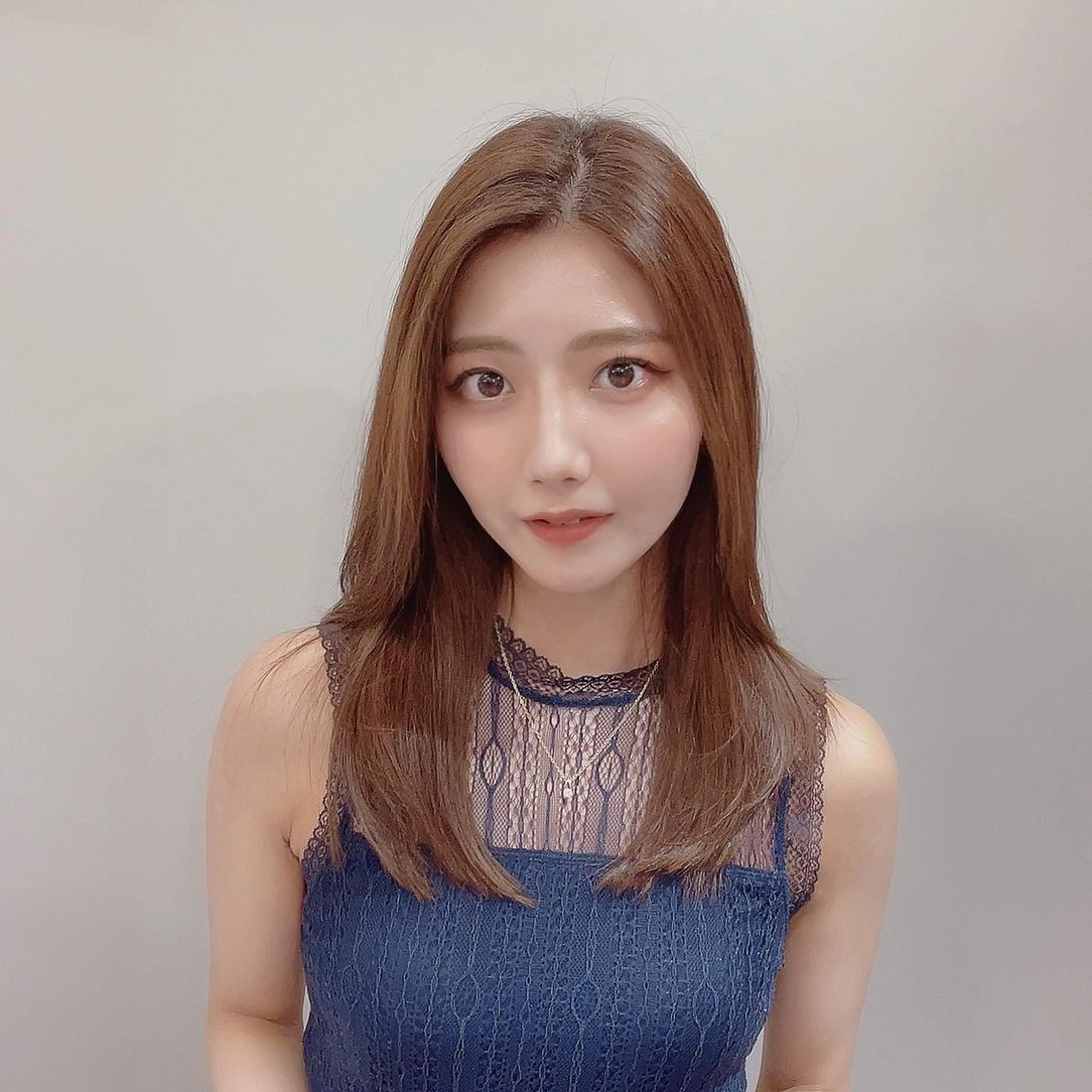 ミディアム tuuli所属・石井 永遠のヘアスタイル