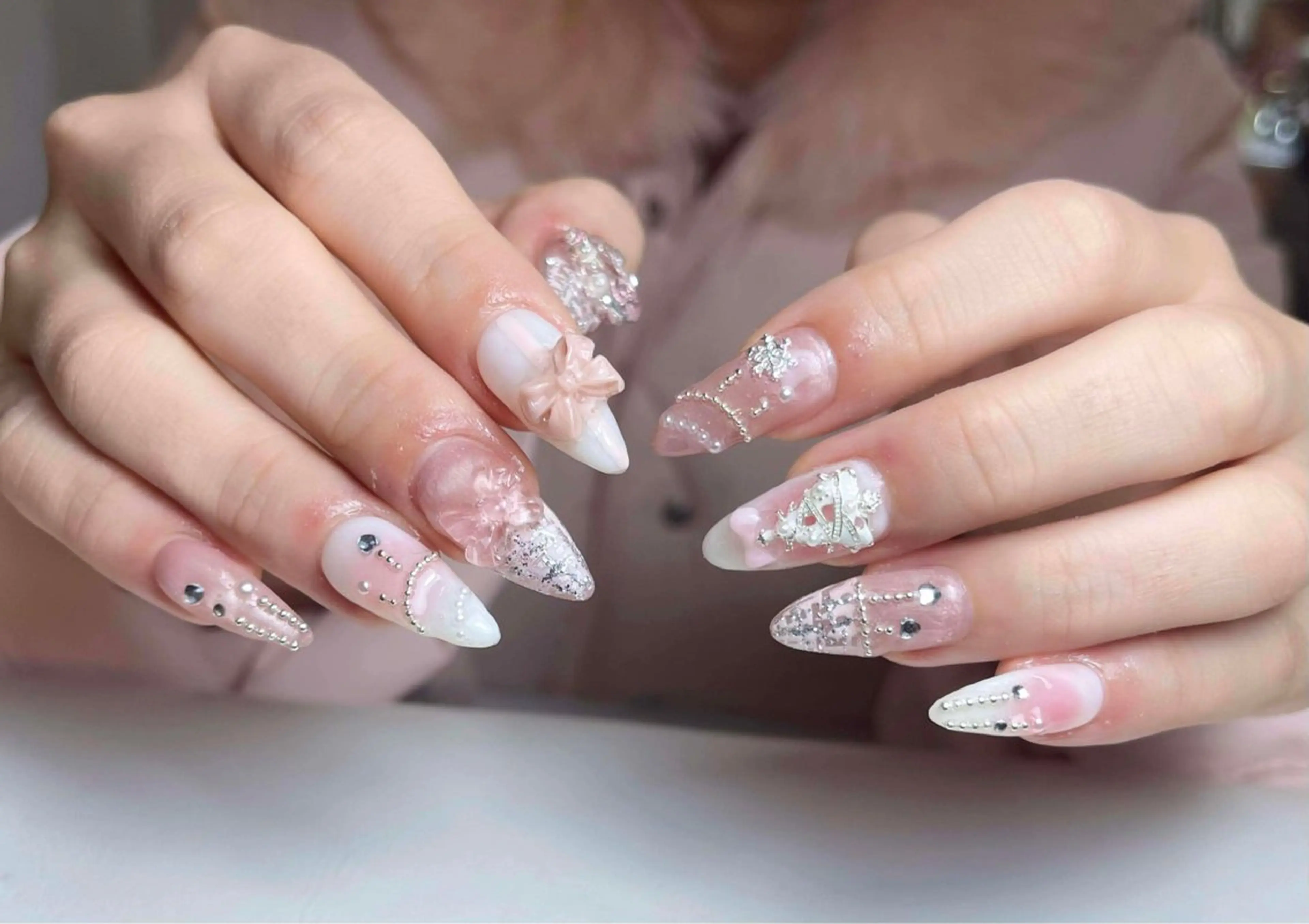 ネイル アートネイル 成人式 ジェルネイル ニュアンスネイル 夏ネイル ハンドネイル NIE MoMoのネイルデザイン