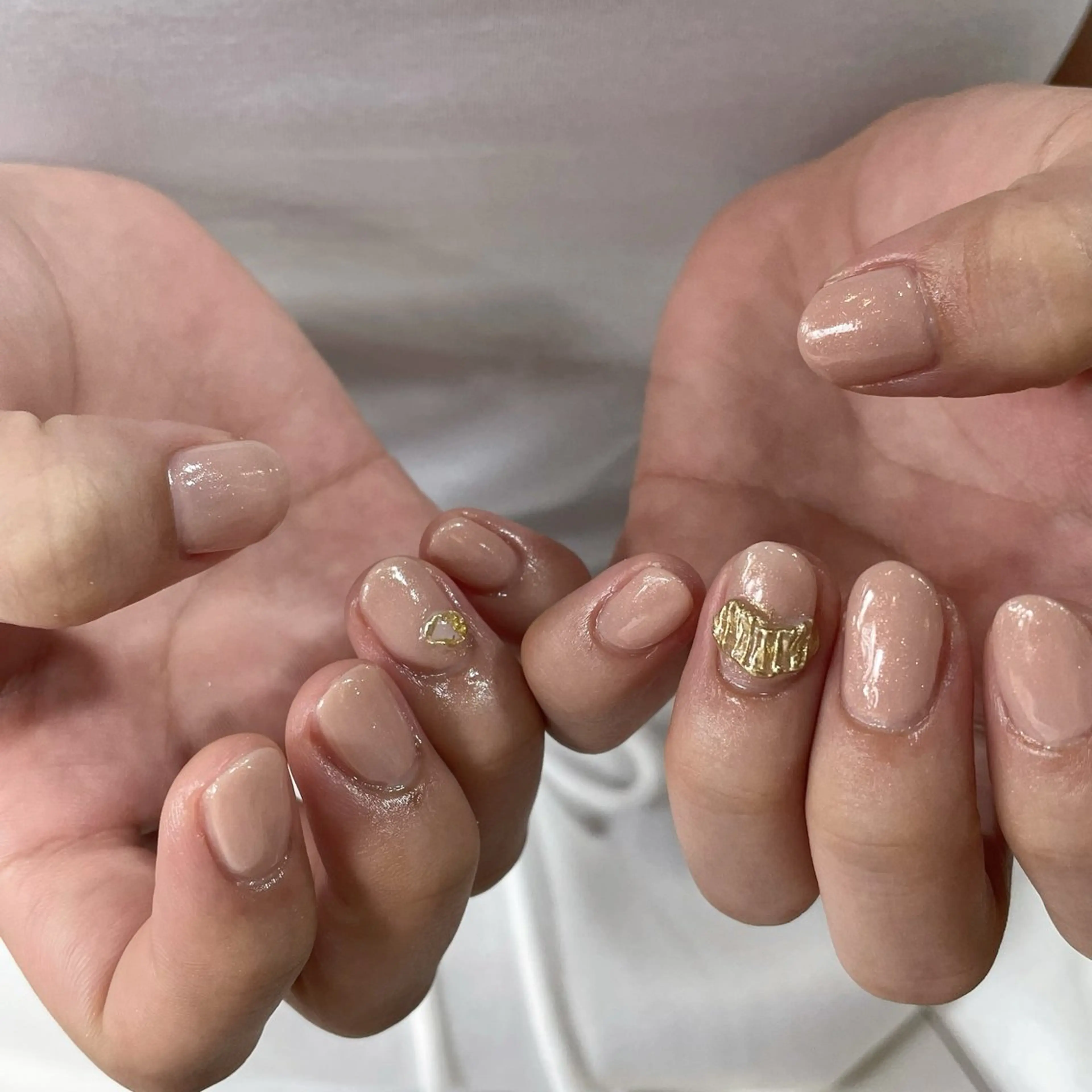 ネイル ゴールド ハンドネイル Relum所属・Relum__. fukaのネイルデザイン