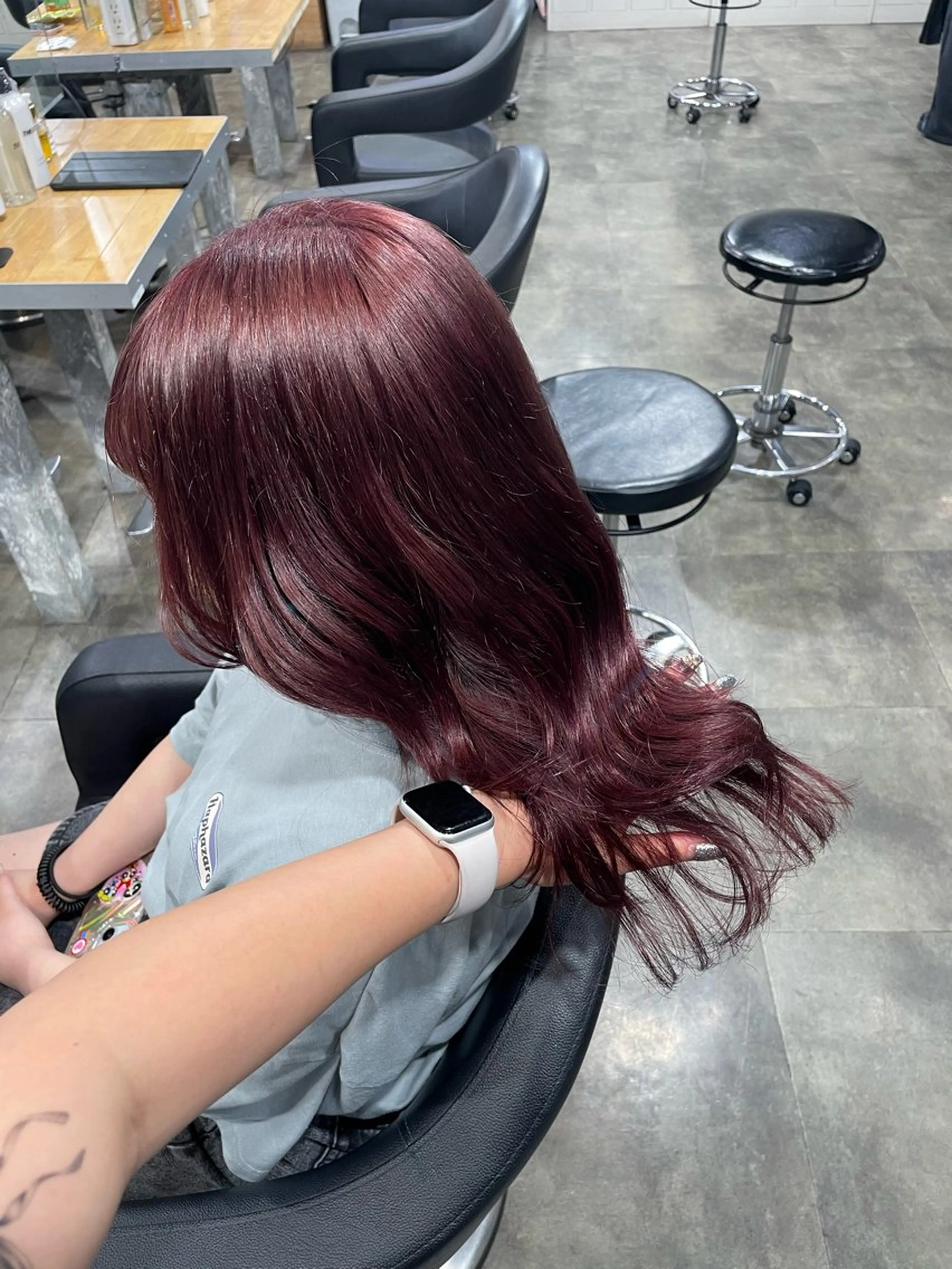 セミロング カラー ヘアカラー ハイトーンブロンド 横浜💞ミオのヘアスタイル