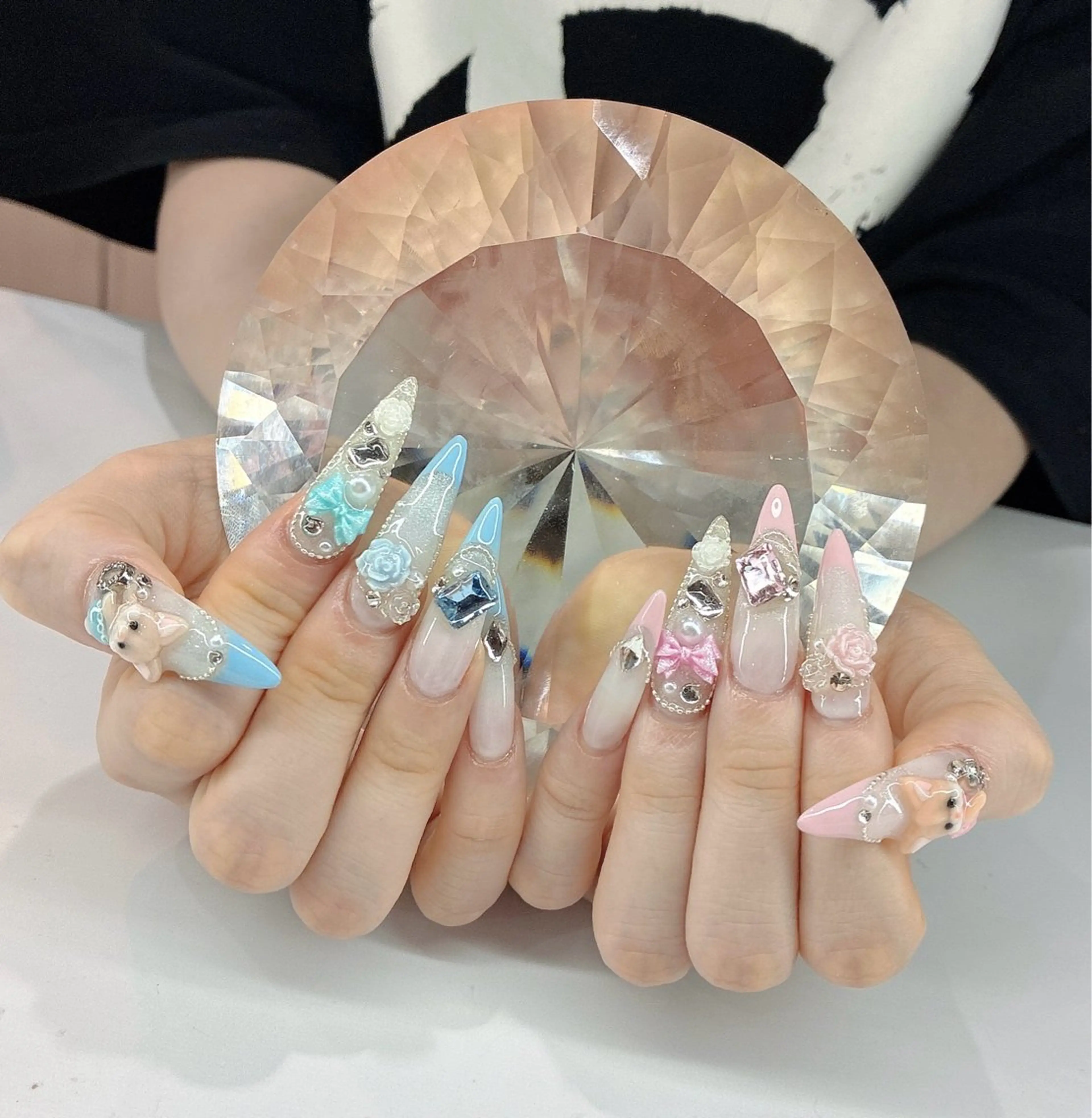 ネイル ハンドネイル LoaChaton kaeのネイルデザイン