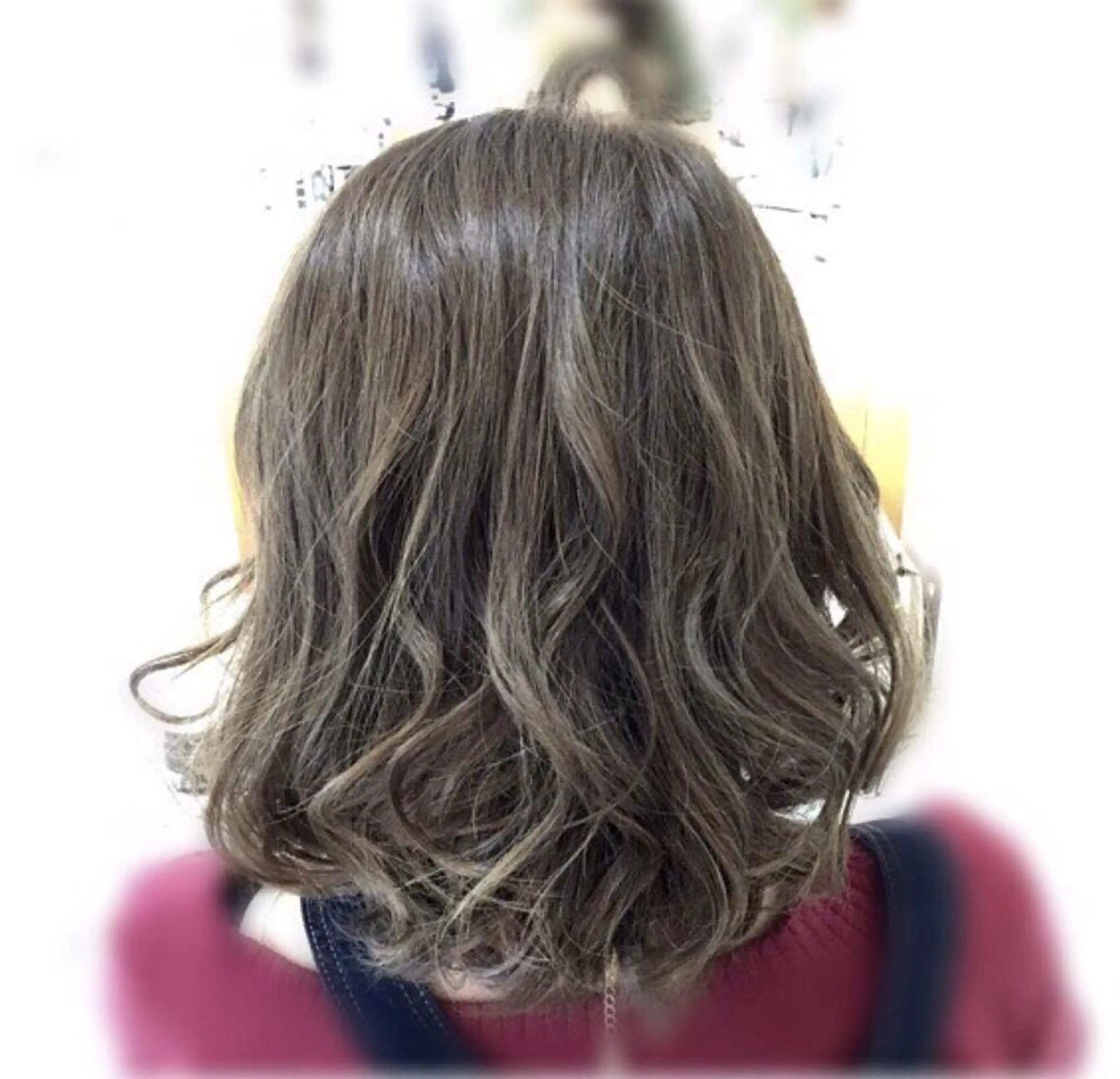 セミロング カラー ヘアアレンジ ブラウンカラー 透明感カラー グレージュ FORTE MiLA 新居尚志のヘアスタイル