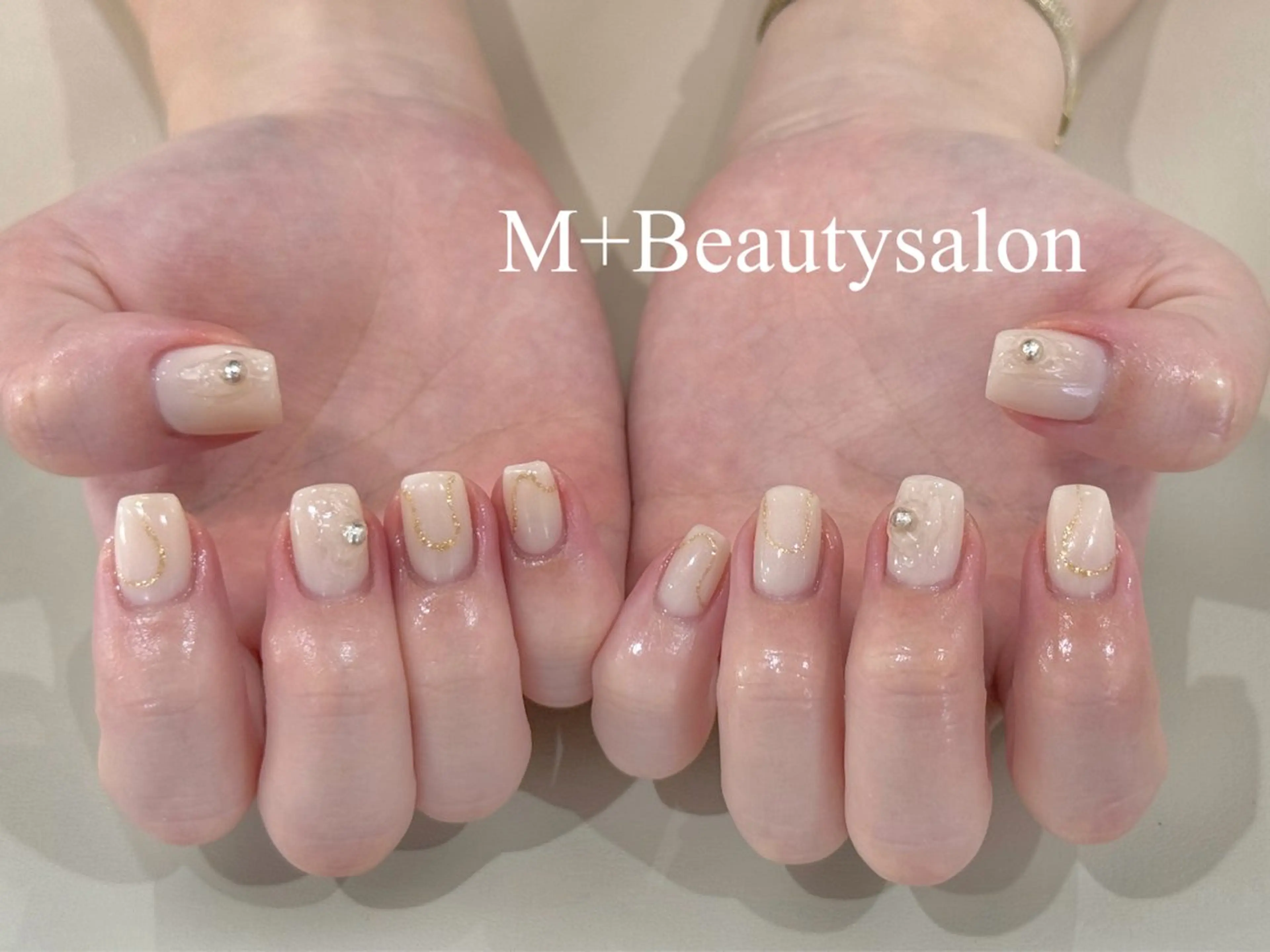 ネイル ハンドネイル M+  Beauty Salonのネイルデザイン