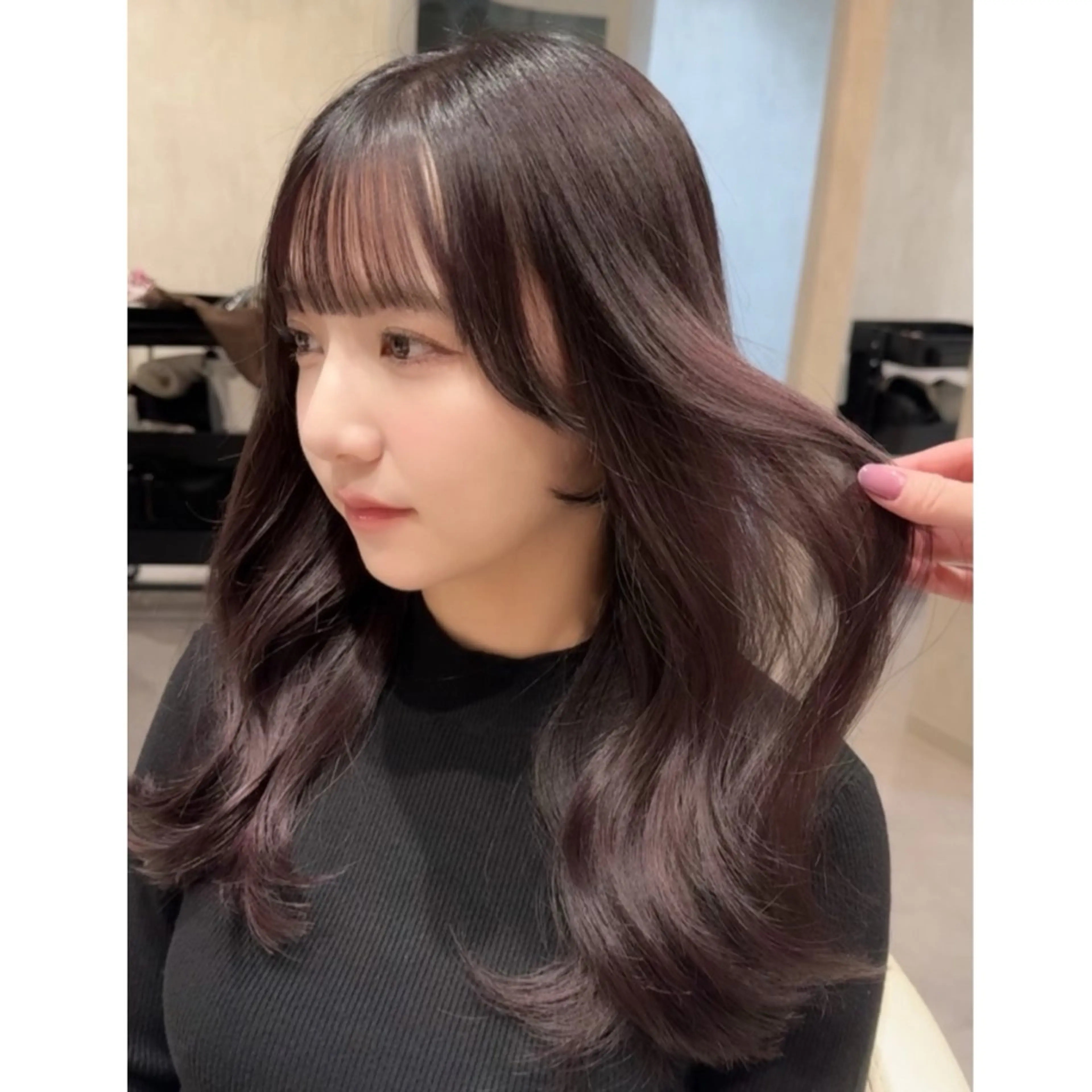 セミロング カラー ヘアカラー LOTTA CUCCI所属・miyu /トレンド カラー×艶髪のヘアスタイル