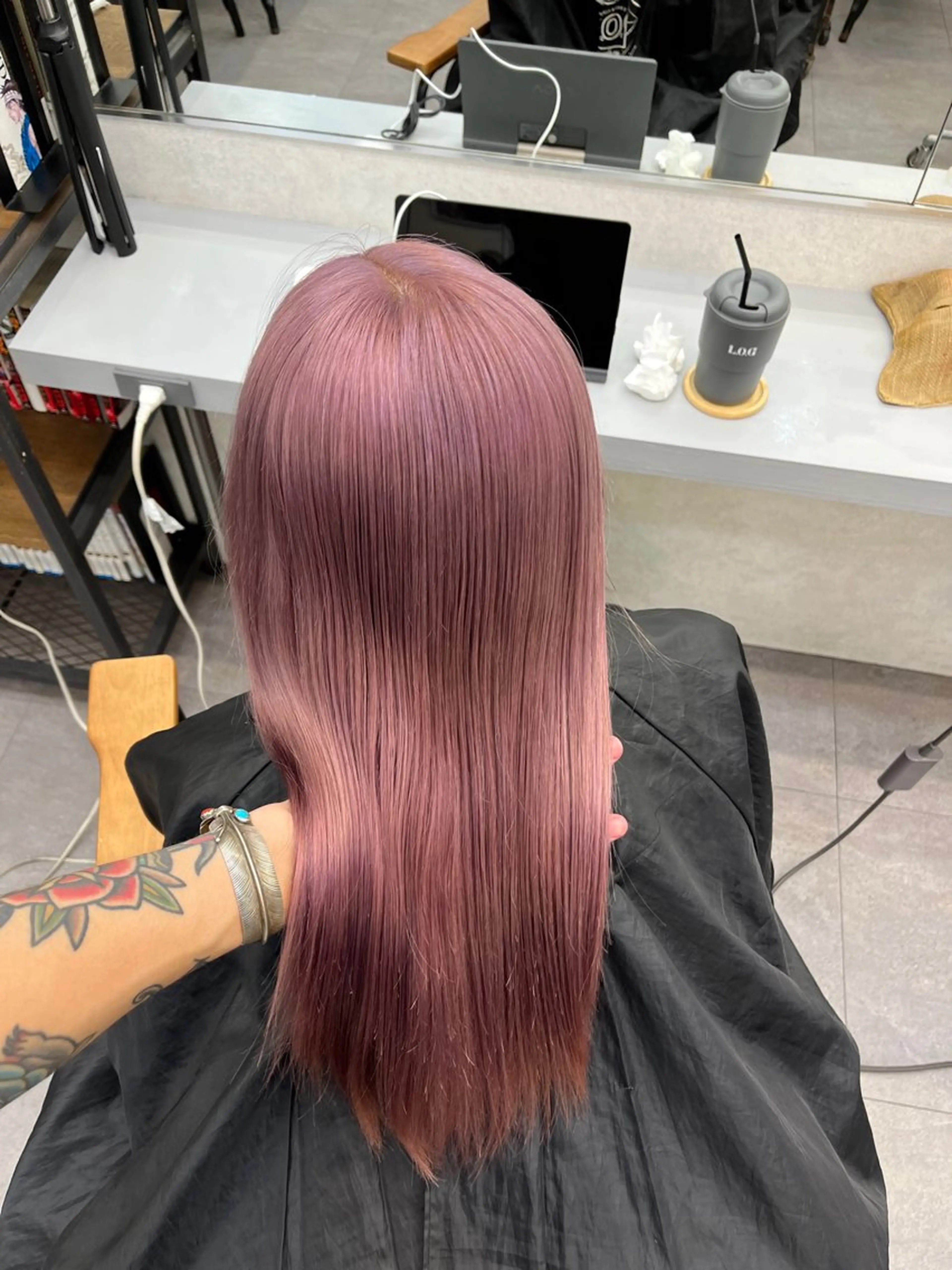 セミロング L.O.GSHIBUYA所属・酒井 隆斗のヘアスタイル