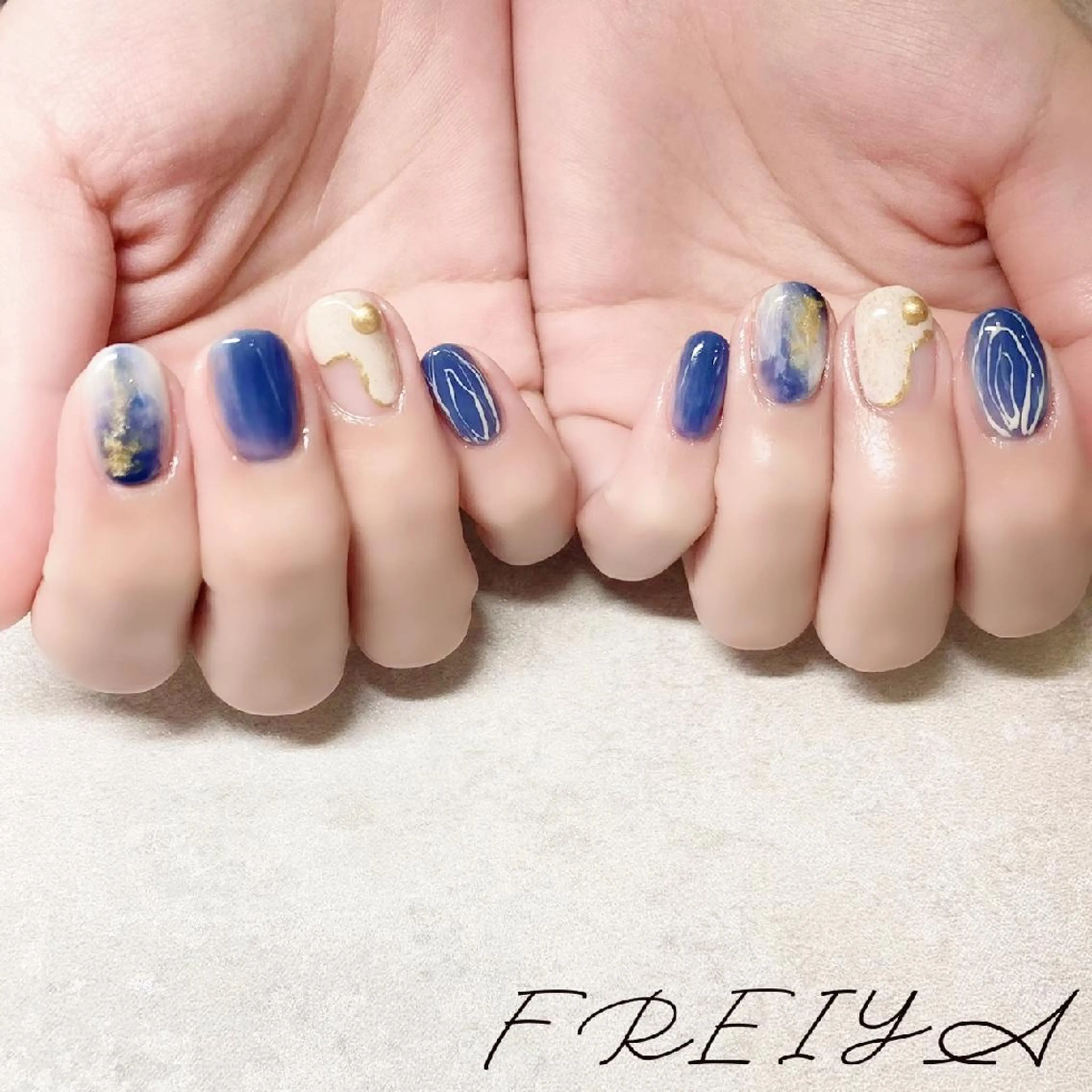 ネイル FREIYA所属・FREIYA マツエク、ネイルの眉毛・アイブロウイメージ