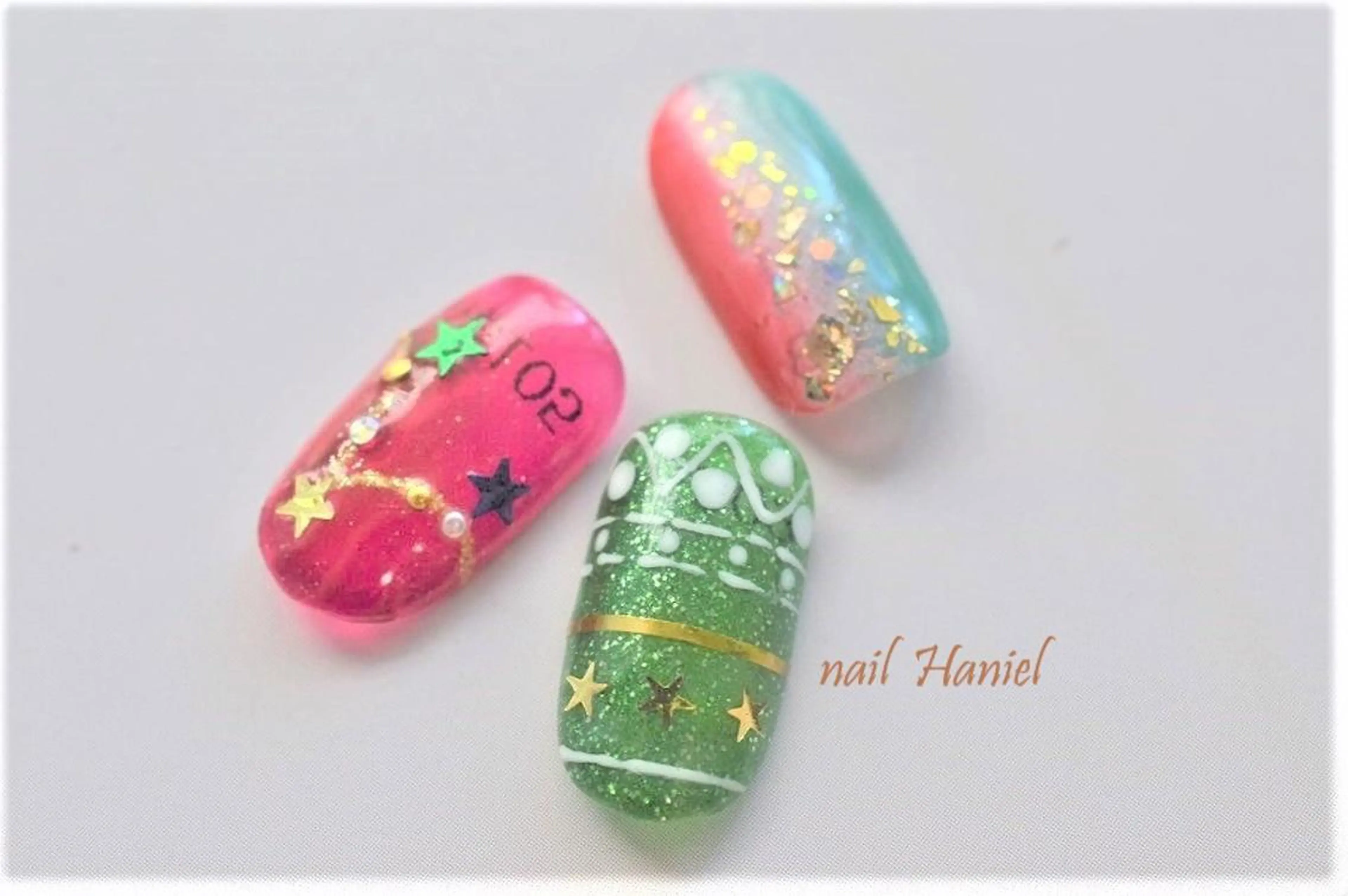 ネイル アートネイル ジェルネイル パラジェル 冬ネイル クリスマス nail Haniel所属・半蔵門サロンハニエル 魅神 ちよのネイルデザイン