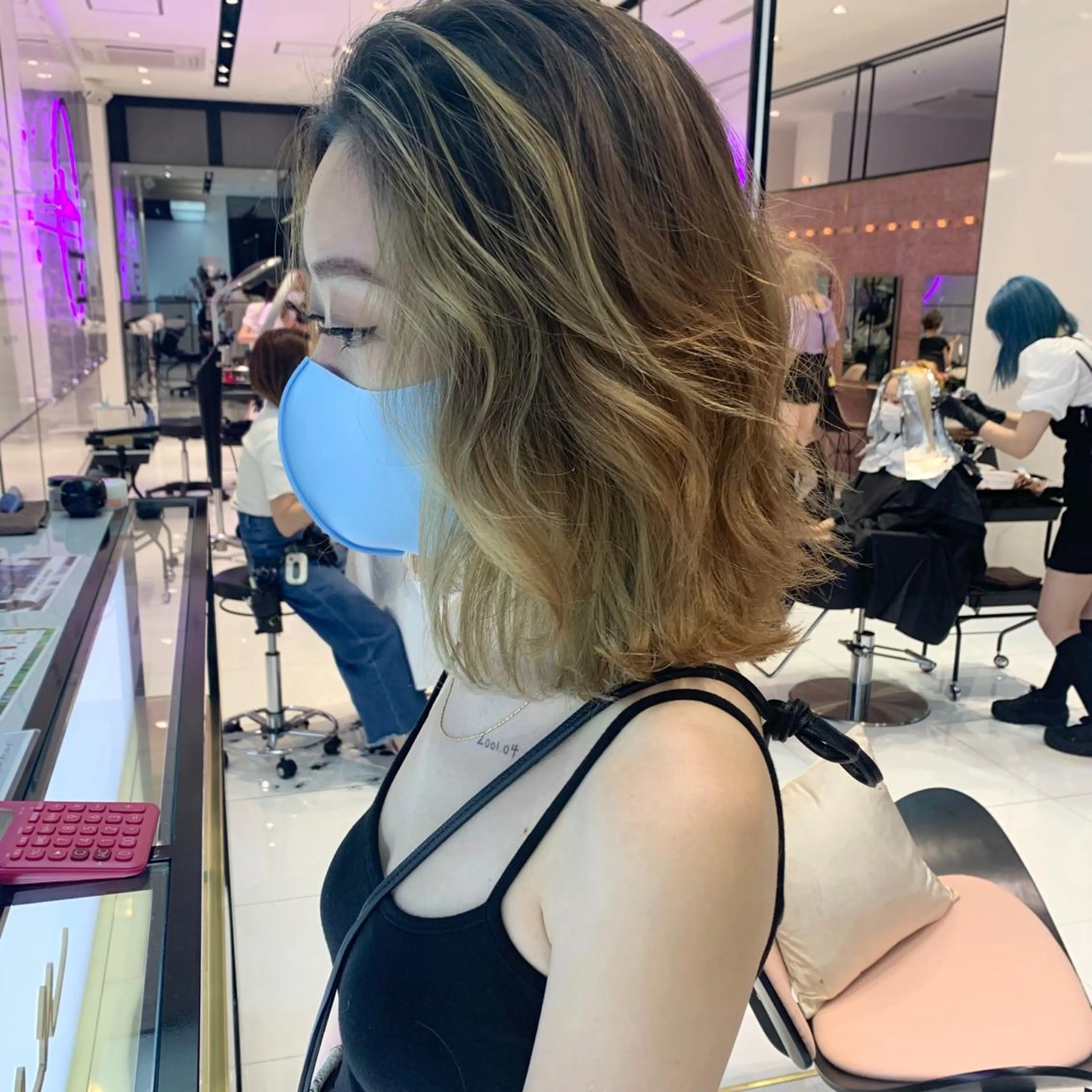 ミディアム カラー グラデーションカラー ハイライトカラー ハイライト ハッシュカット/ハイ トーン/MANAMIのヘアスタイル