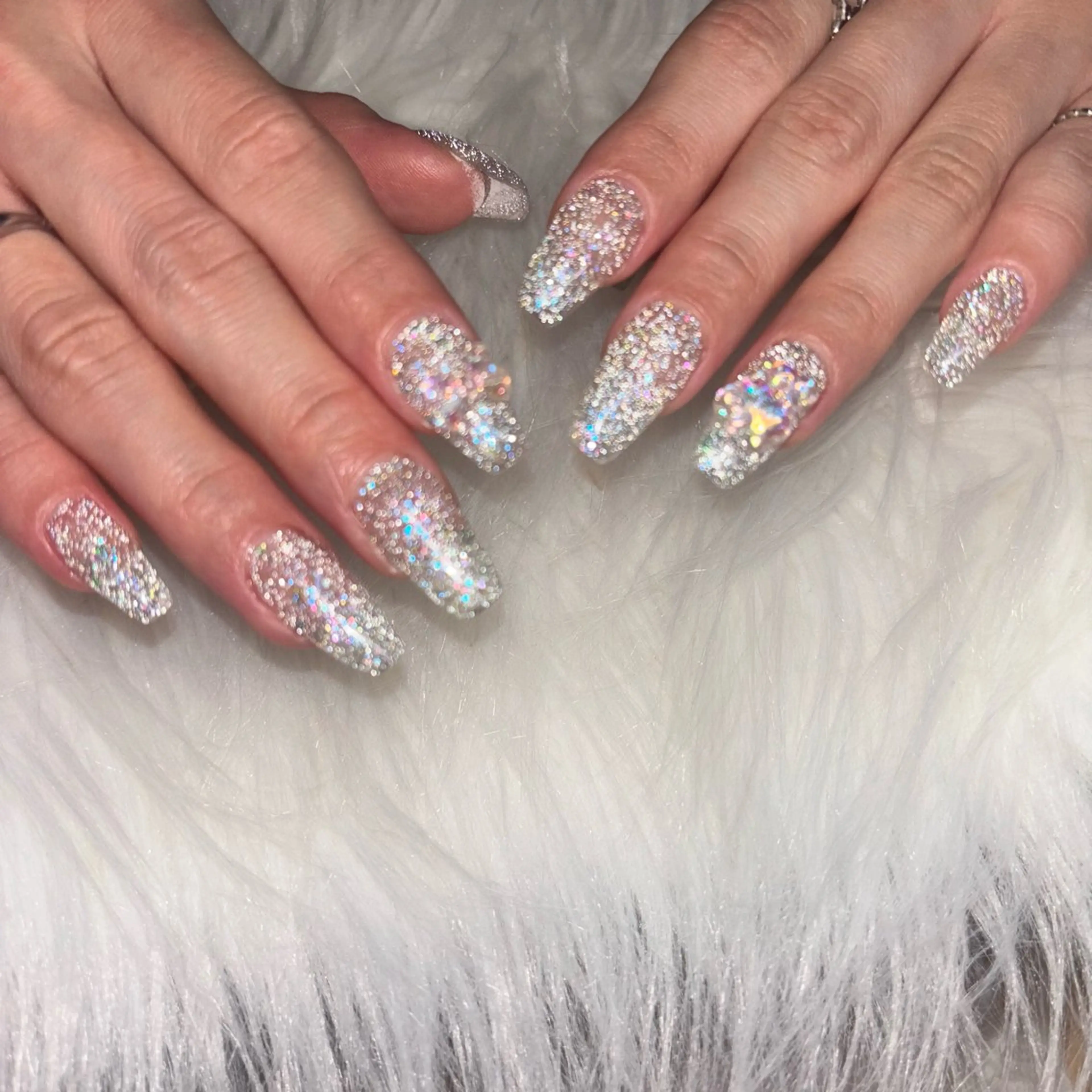 ネイル ハンドネイル RE💟N.NAIL ラテン系お姉さんのネイルデザイン