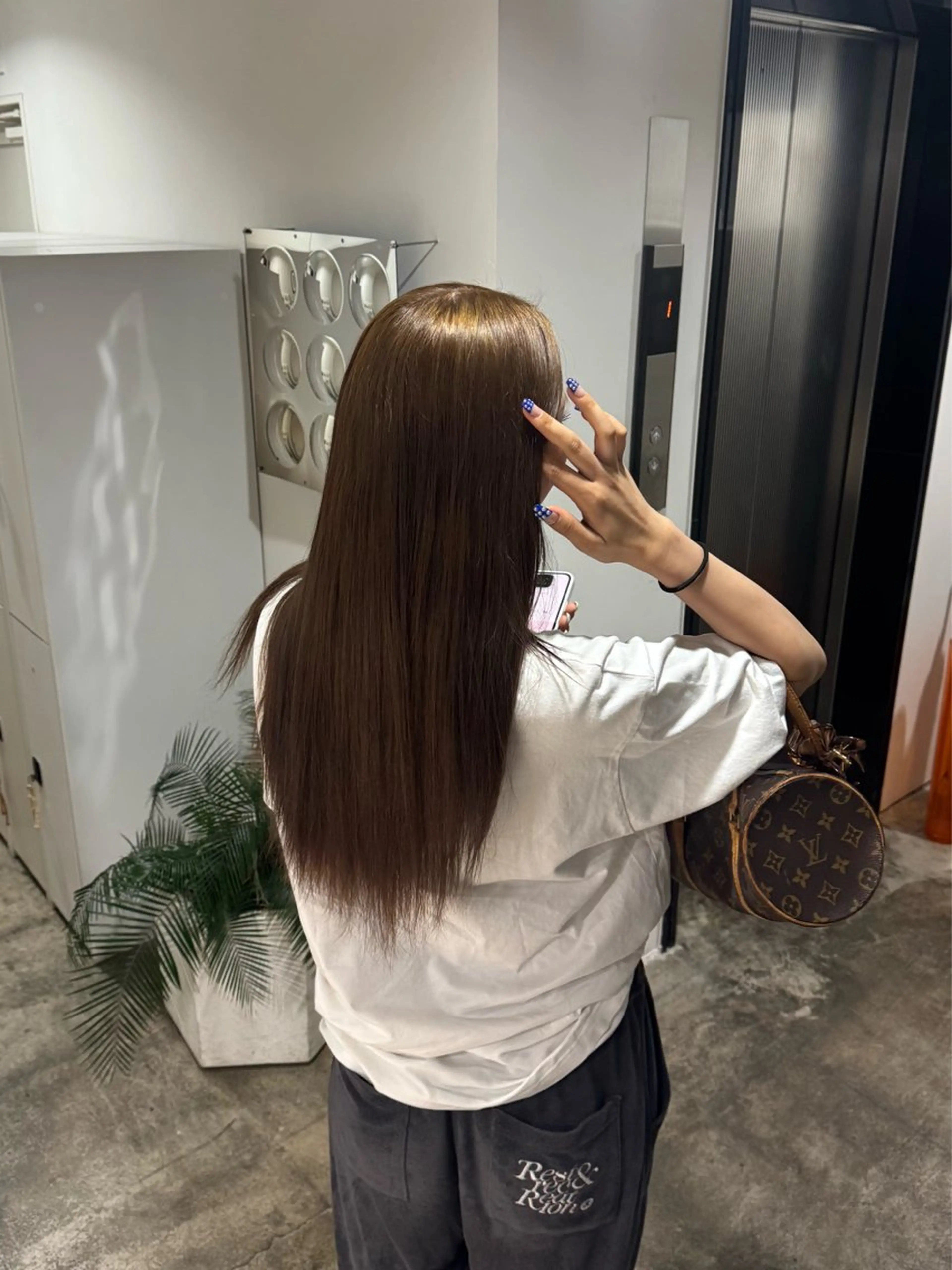 ロング 縮毛矯正 透明感/寒色/暖色/ sayakaのヘアスタイル