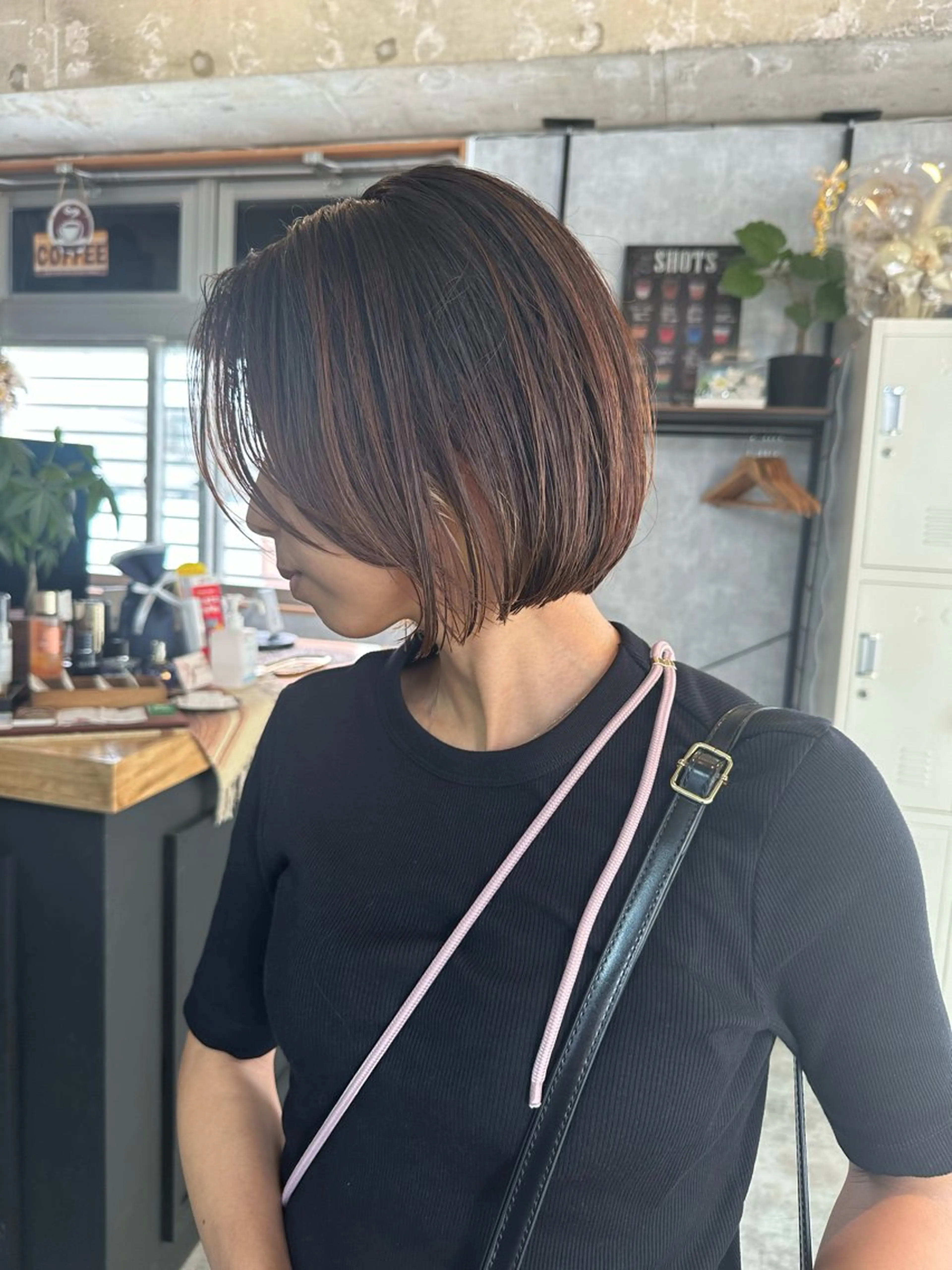 ショート 切りっぱなしボブ ショートボブ ハンサムショート 丸みショート ボブ C’LD hair  produce /シールドヘア所属・モテ髪/ボブ/ショー ト/アダチフウトのヘアスタイル
