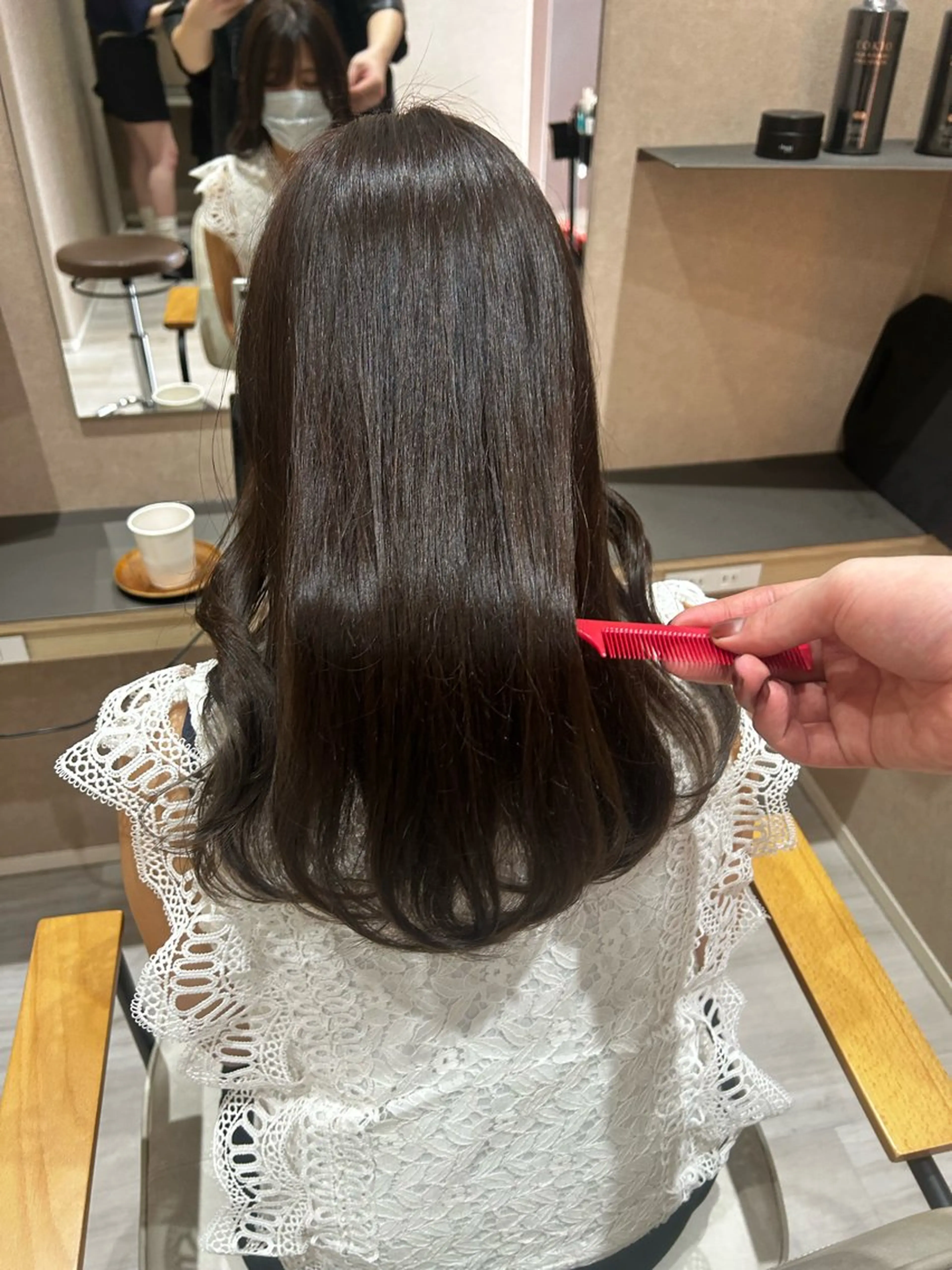 ミディアム カット ヘアカラー Licol所属・髪質改善サロン Licolフリー予約のヘアスタイル