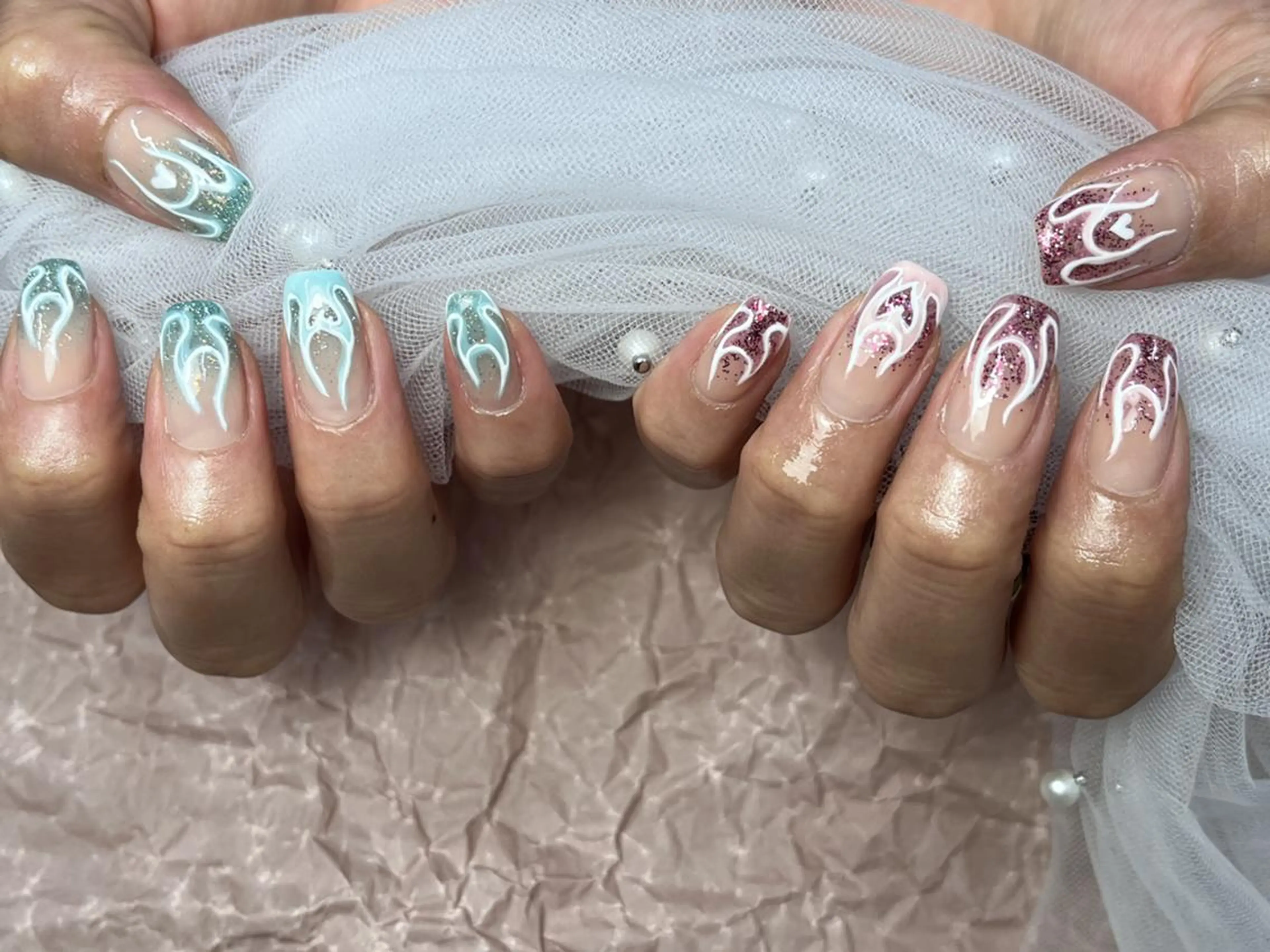 ネイル アートネイル ブルー ピンク 夏ネイル ハンドネイル ToliyDeliy Nail Salonのネイルデザイン