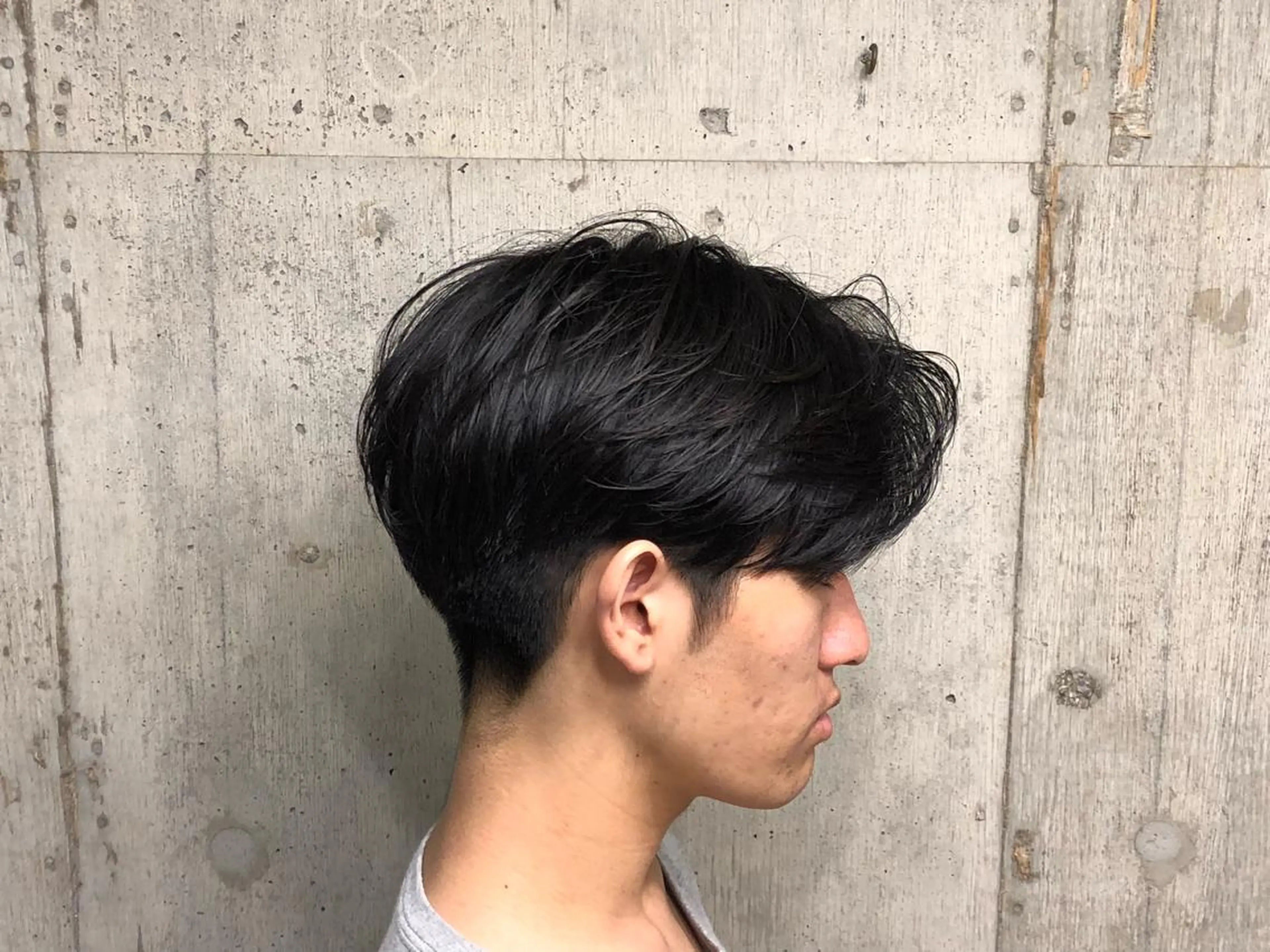 メンズ センターパート カット STRINGS 下北沢所属・【メンズ特化】 金子諒磨のヘアスタイル