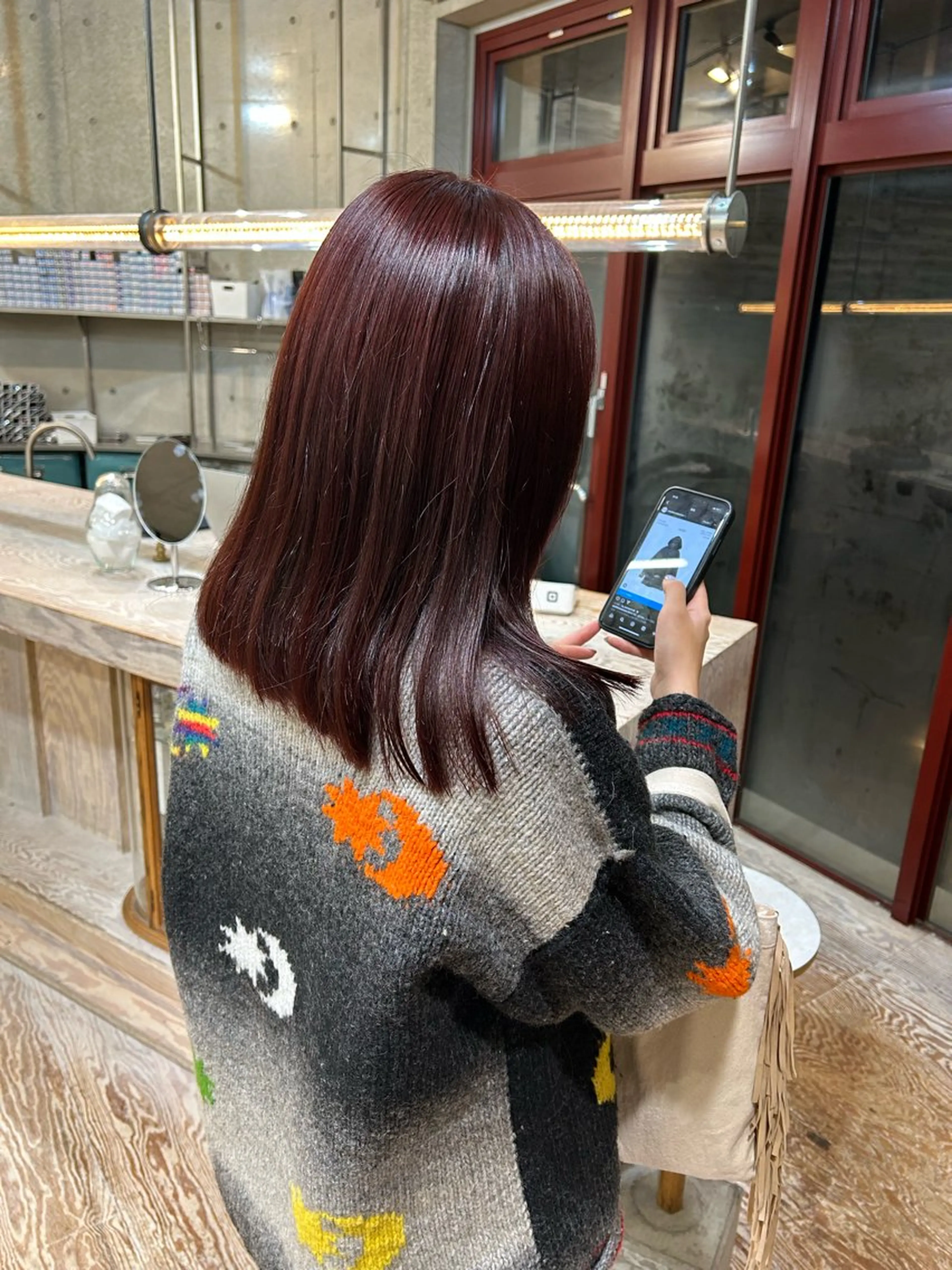 カラー RINA .のヘアスタイル