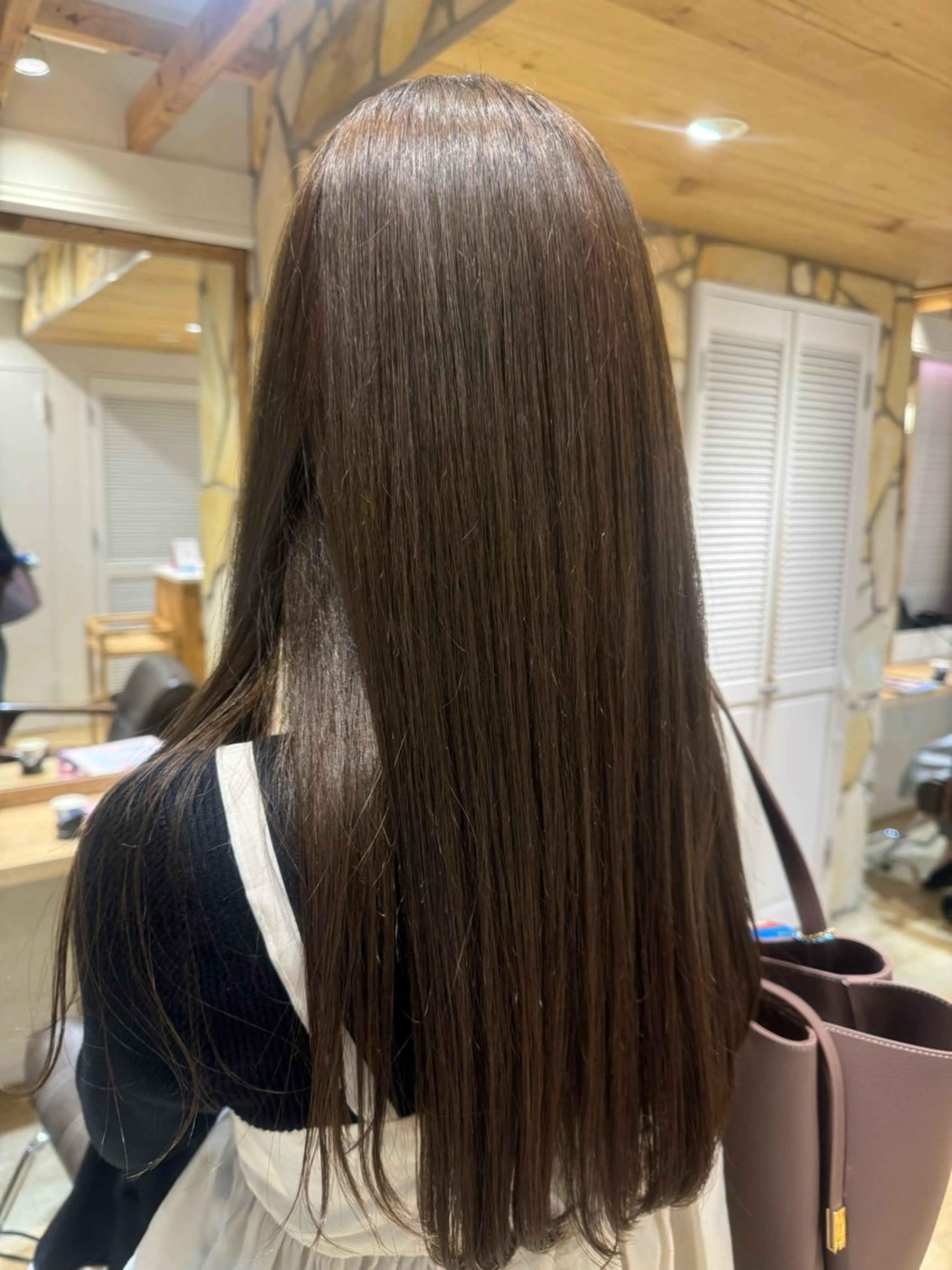 ロング 柳川 瑠衣菜のヘアスタイル