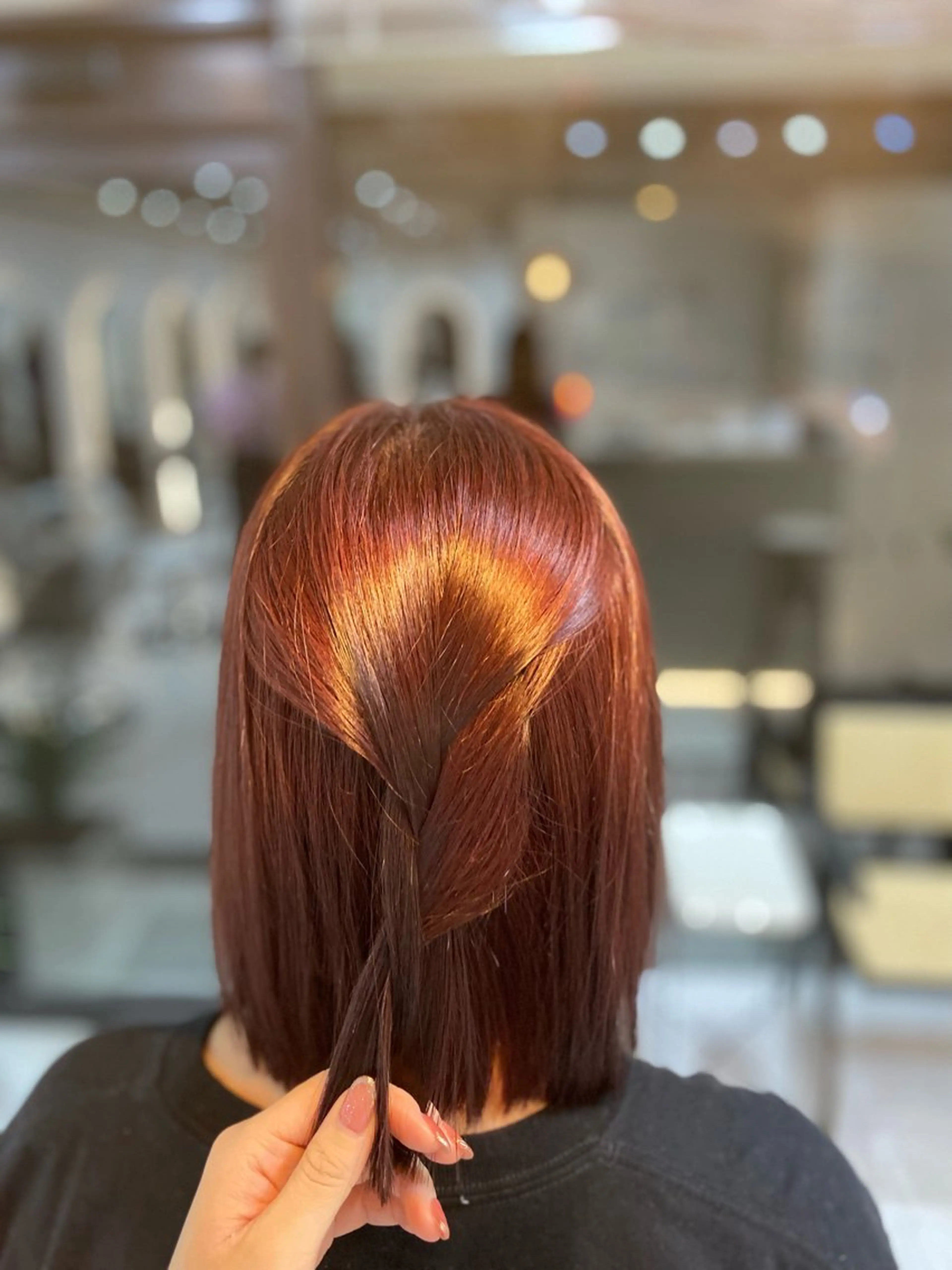 ショート カラー レッドカラー ボブ カット ヘアカラー トリートメント 艶髪・透明感カラー・ 韓国ヘア・Yuriのヘアスタイル