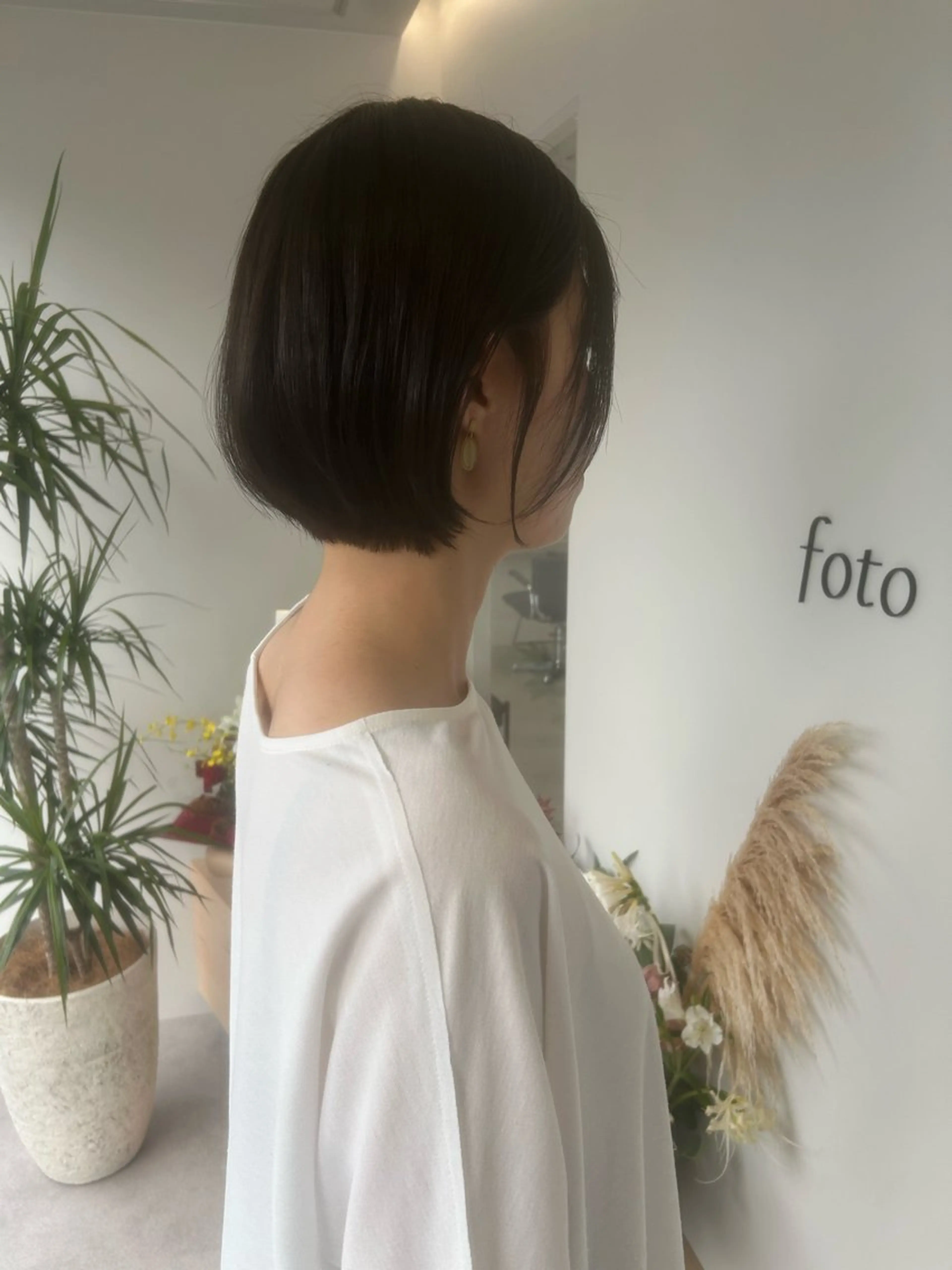 ショート カラー 縮毛矯正 カット 縮毛矯正 トリートメント haruna🪽シ ョート/透明感カラーのヘアスタイル