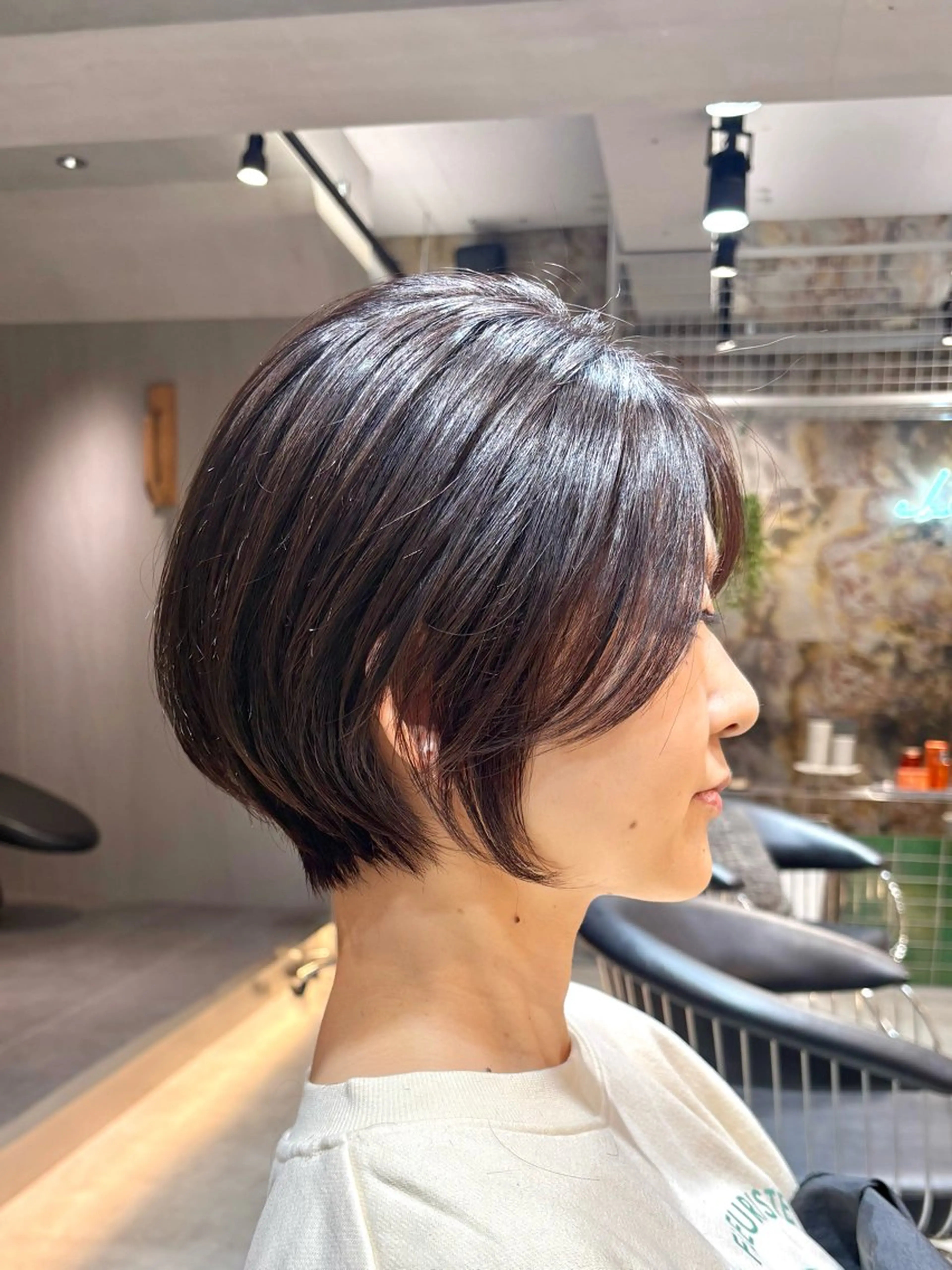 ショート カット ヘアカラー トリートメント 🩵縮毛矯正/ブリー チ/髪質改善/いつかのヘアスタイル